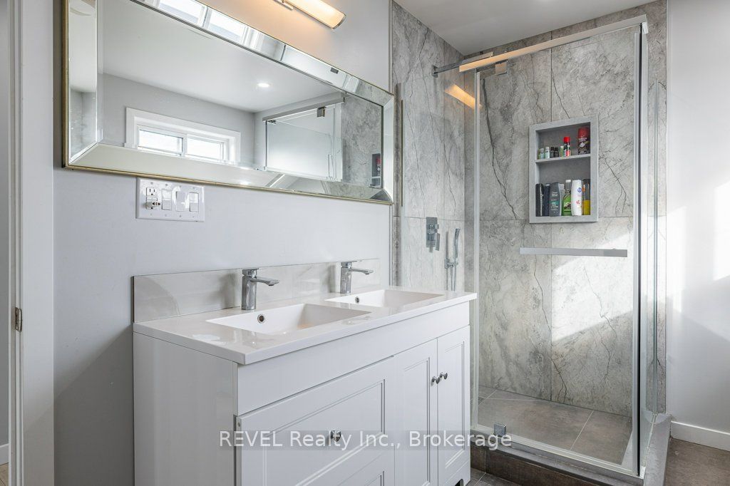 165 East West Line Property Photo 31