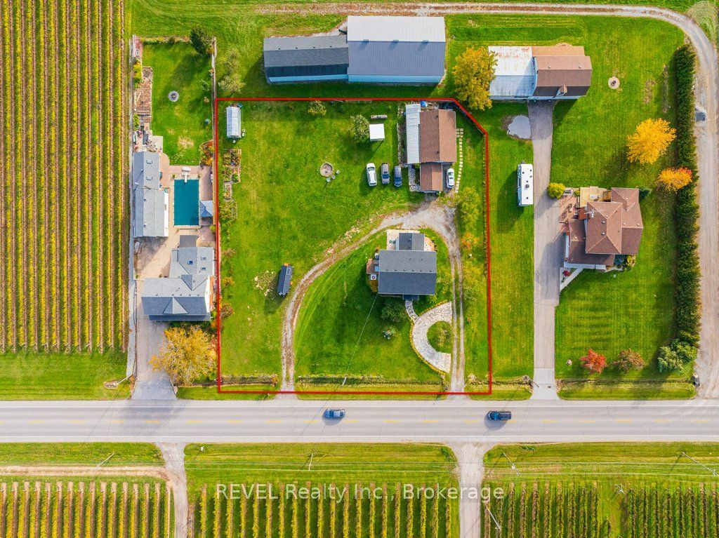 165 East West Line Property Photo 49