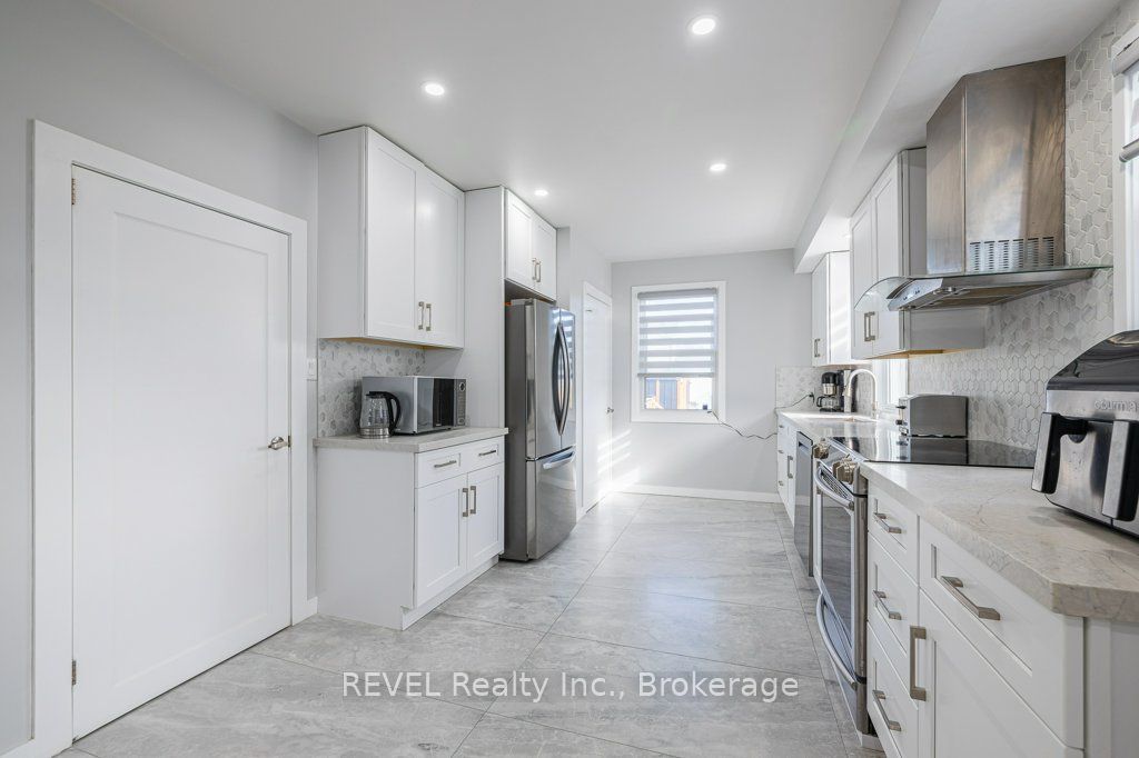 165 East West Line Property Photo 21