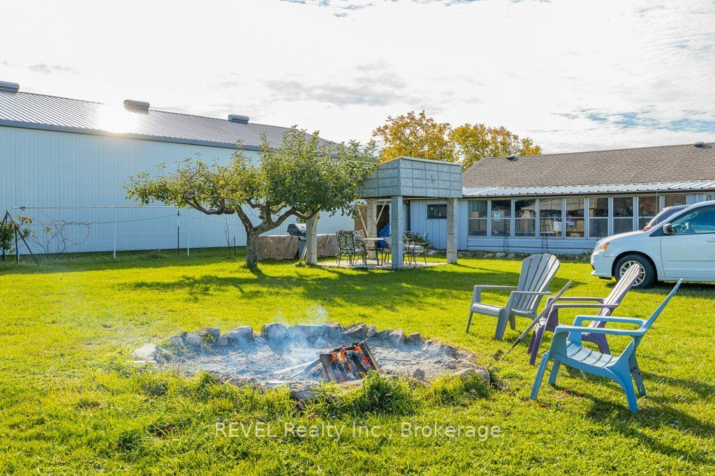 165 East West Line Property Photo 47