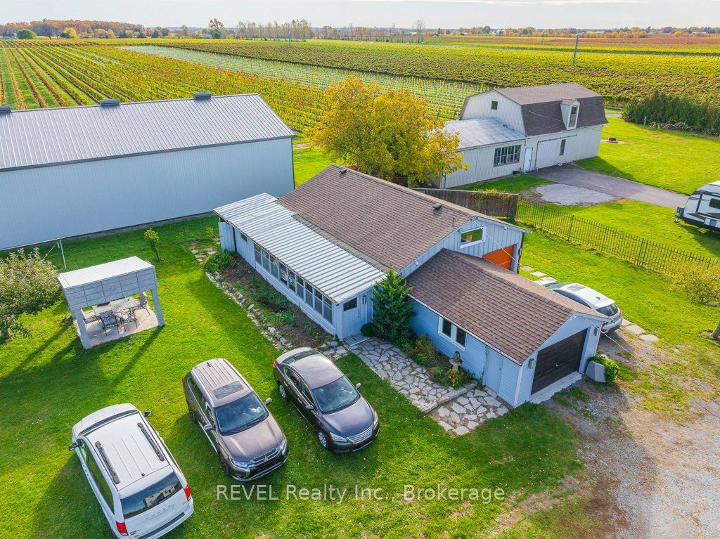 165 East West Line Property Photo 50