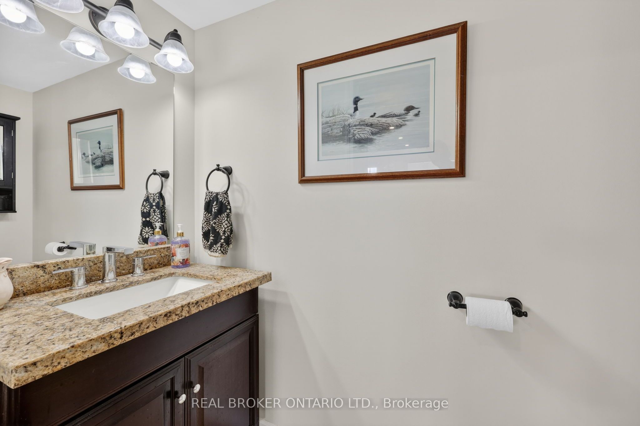 50 Masters Crescent W Property Photo 13