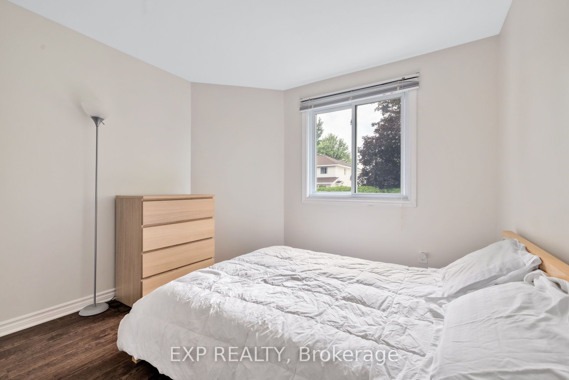 103 Flamborough Way Property Photo 37