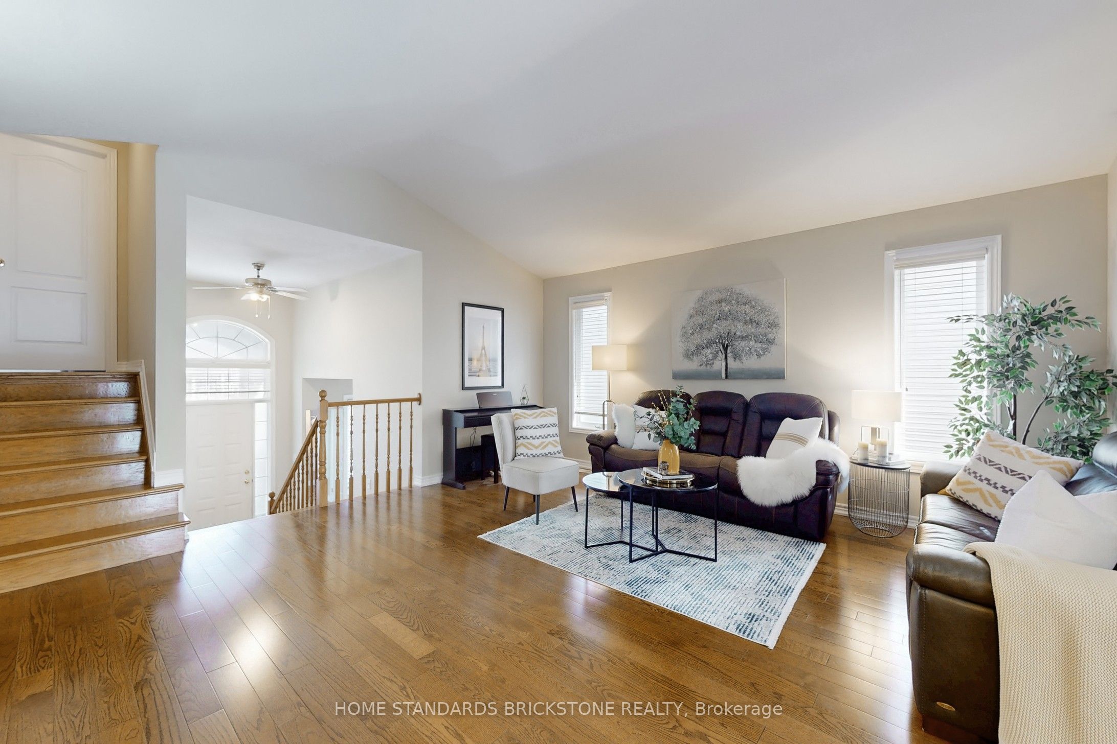 412 Autumn Crescent Property Photo 6