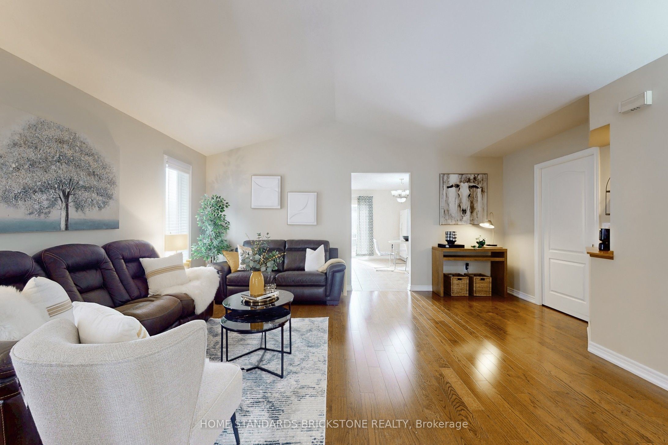 412 Autumn Crescent Property Photo 7
