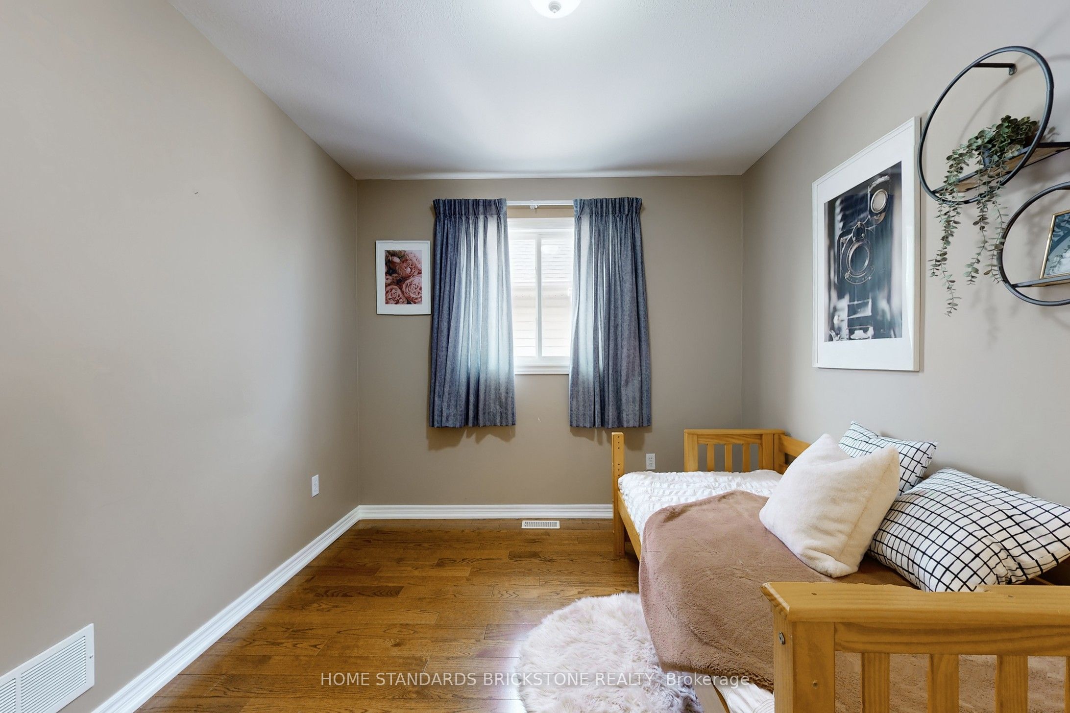 412 Autumn Crescent Property Photo 18