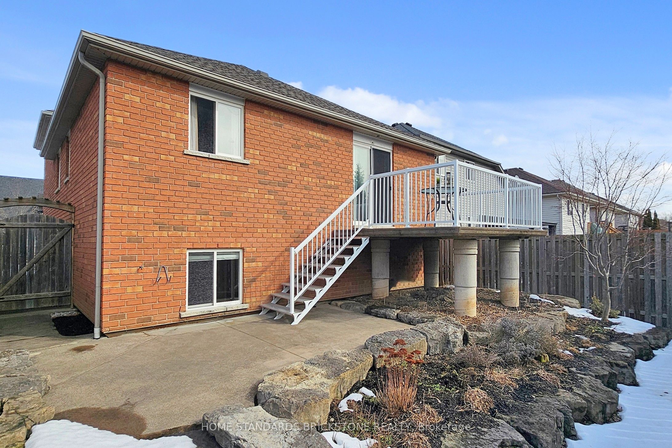 412 Autumn Crescent Property Photo 38