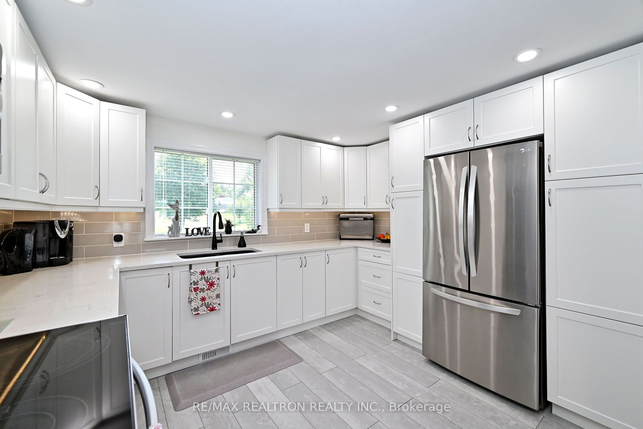 53 Robinson Avenue Property Photo 15