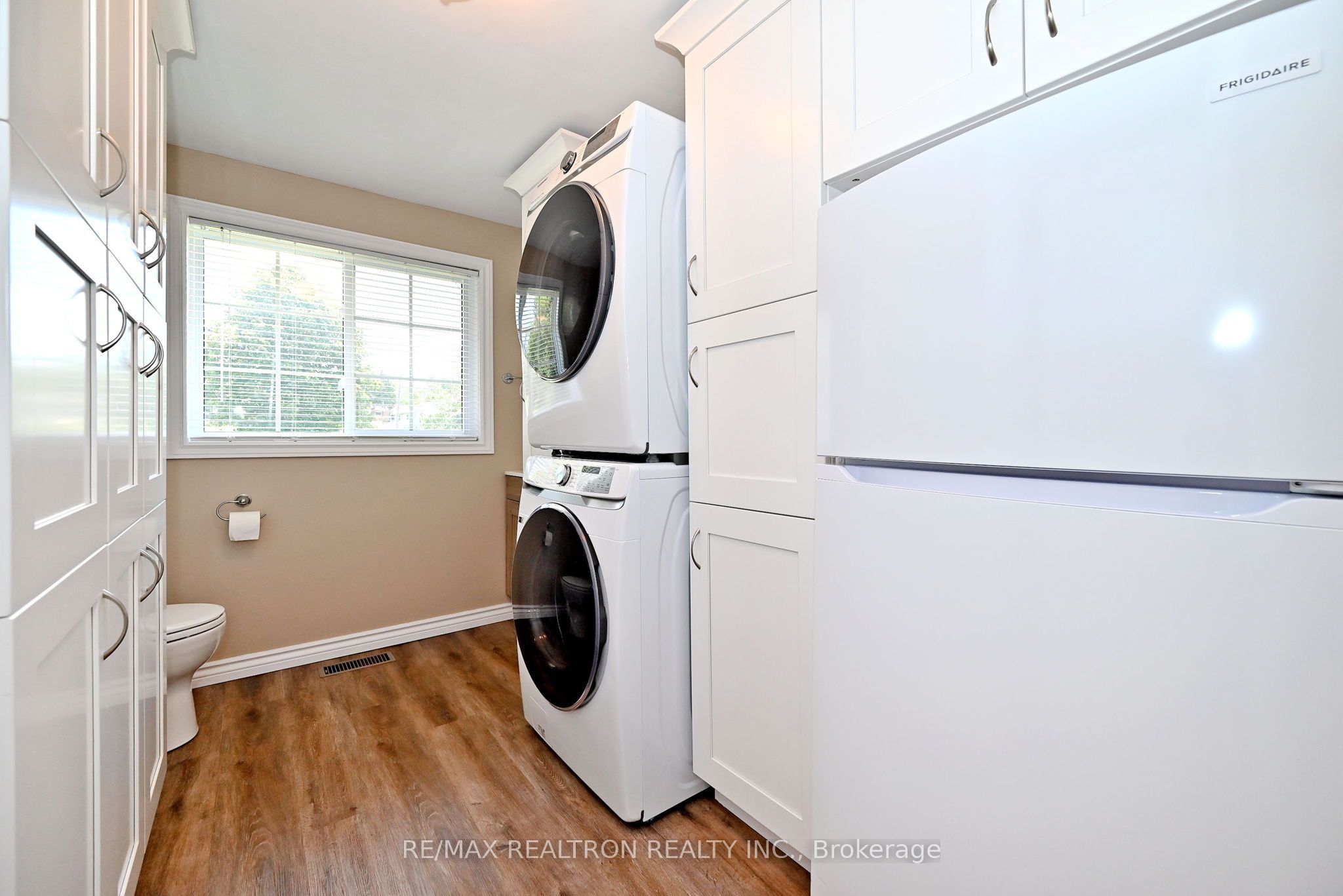 53 Robinson Avenue Property Photo 22