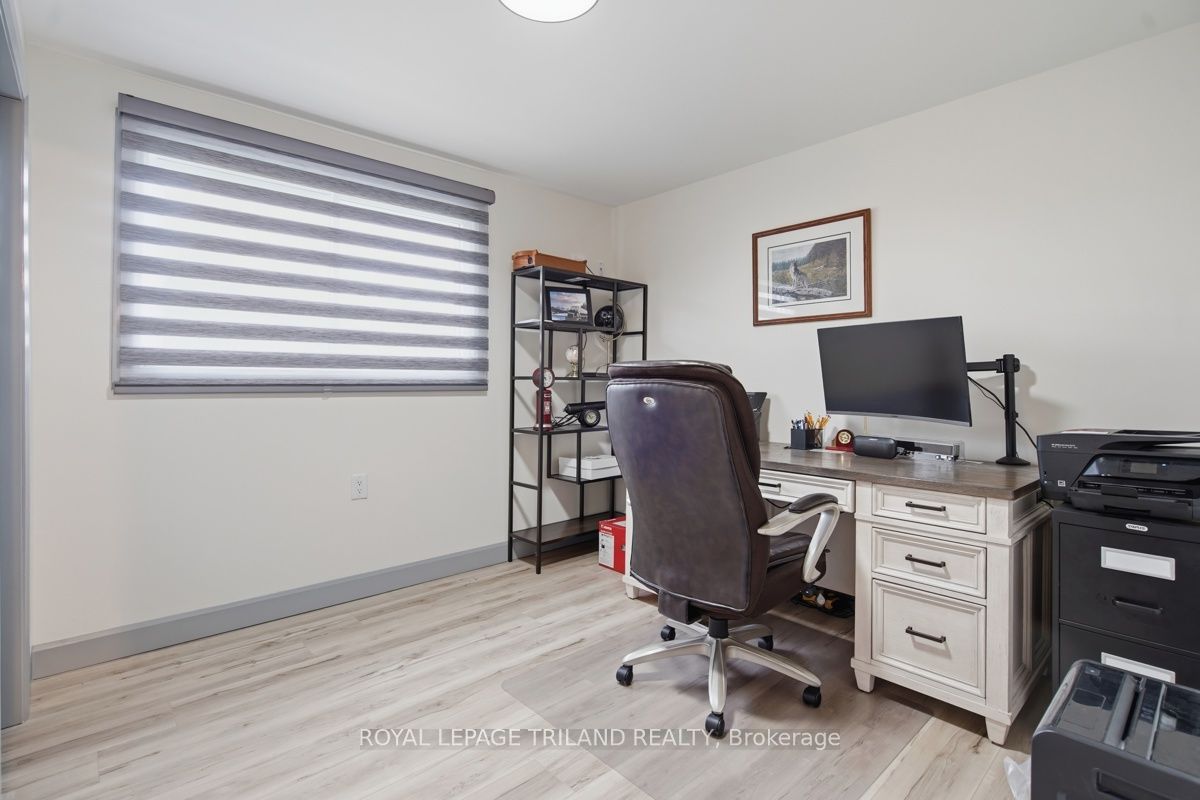 27 Aldborough Avenue Property Photo 6