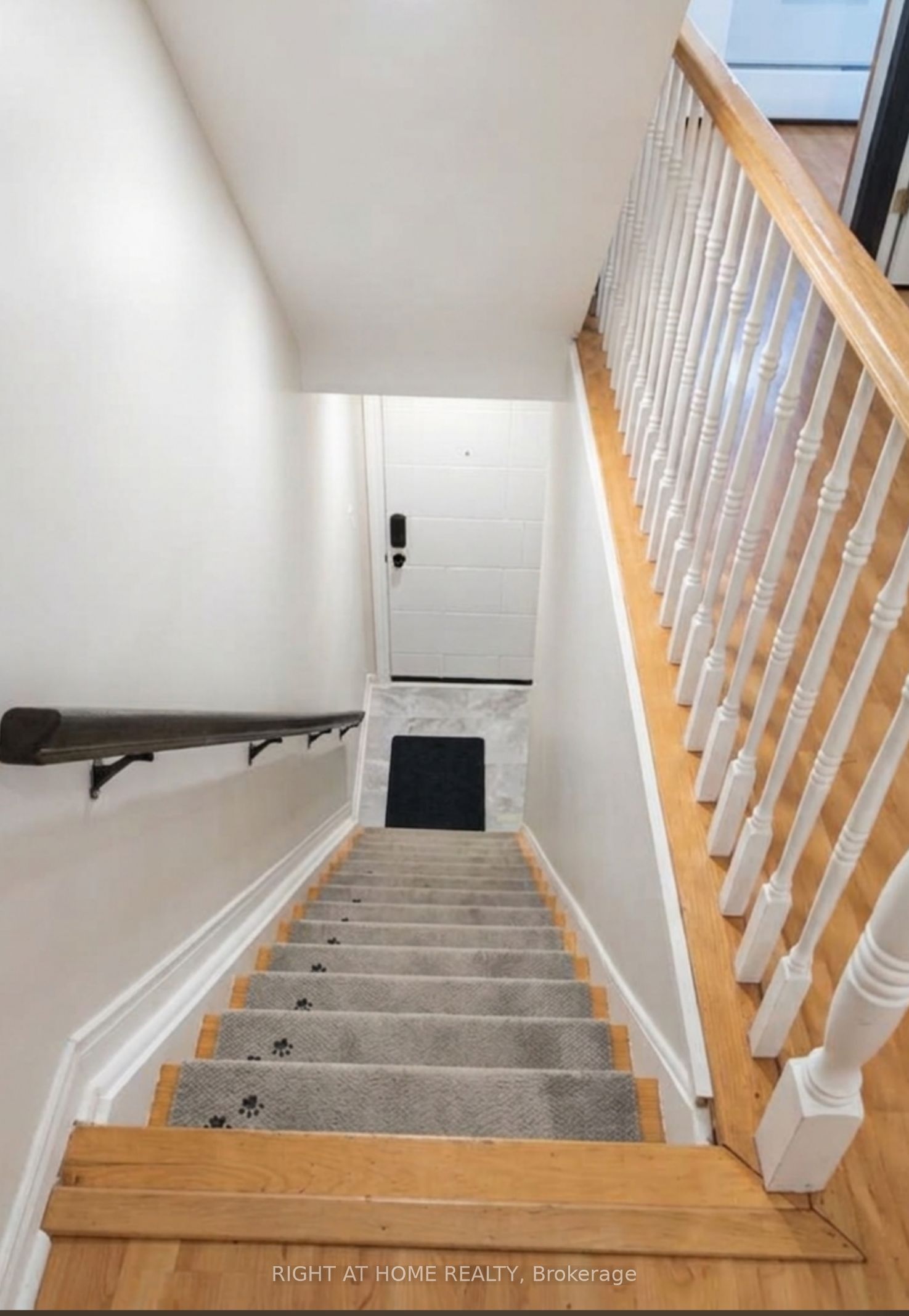2 Columbus Avenue 6 Property Photo 4