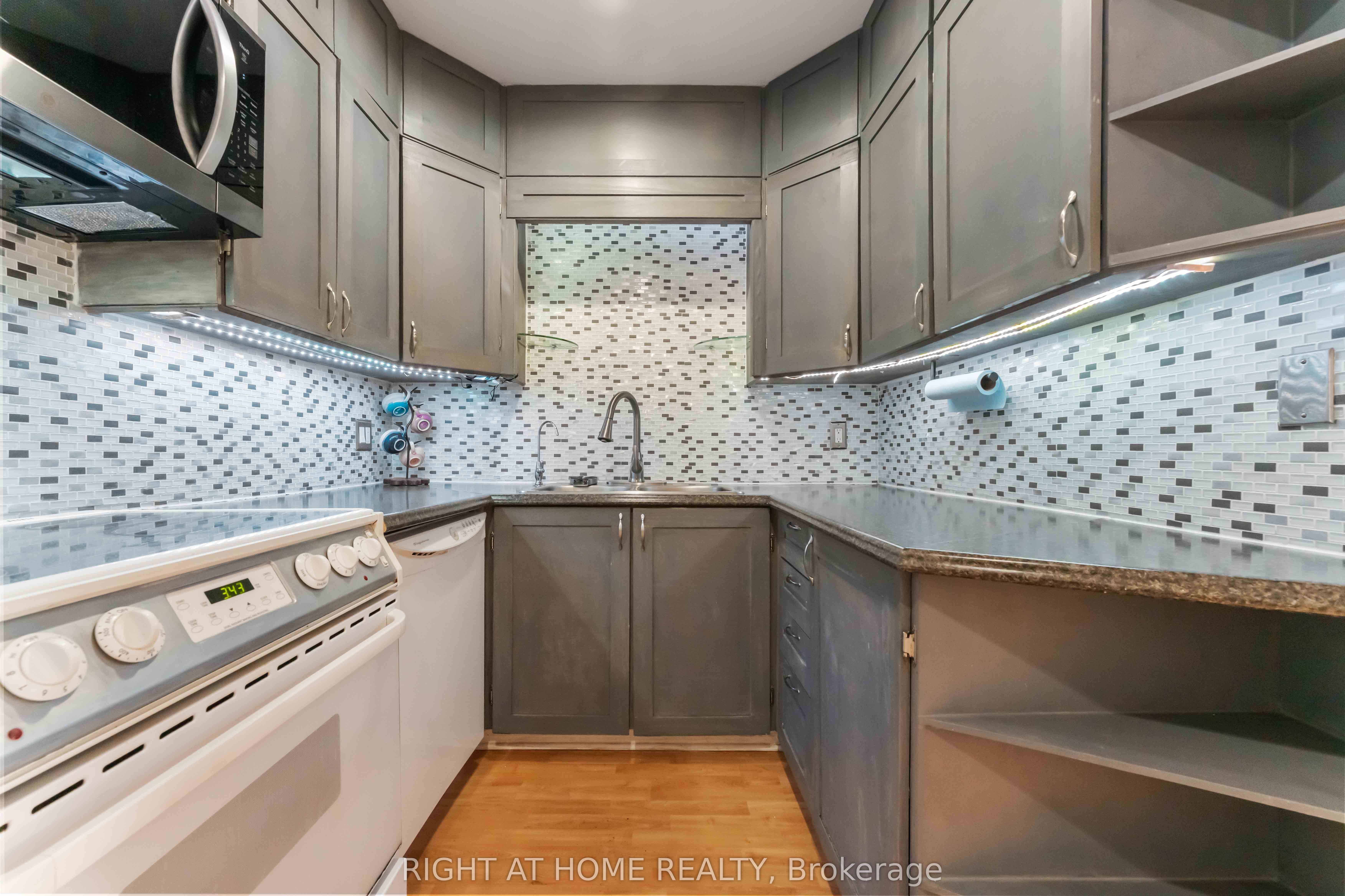 2 Columbus Avenue 6 Property Photo 12