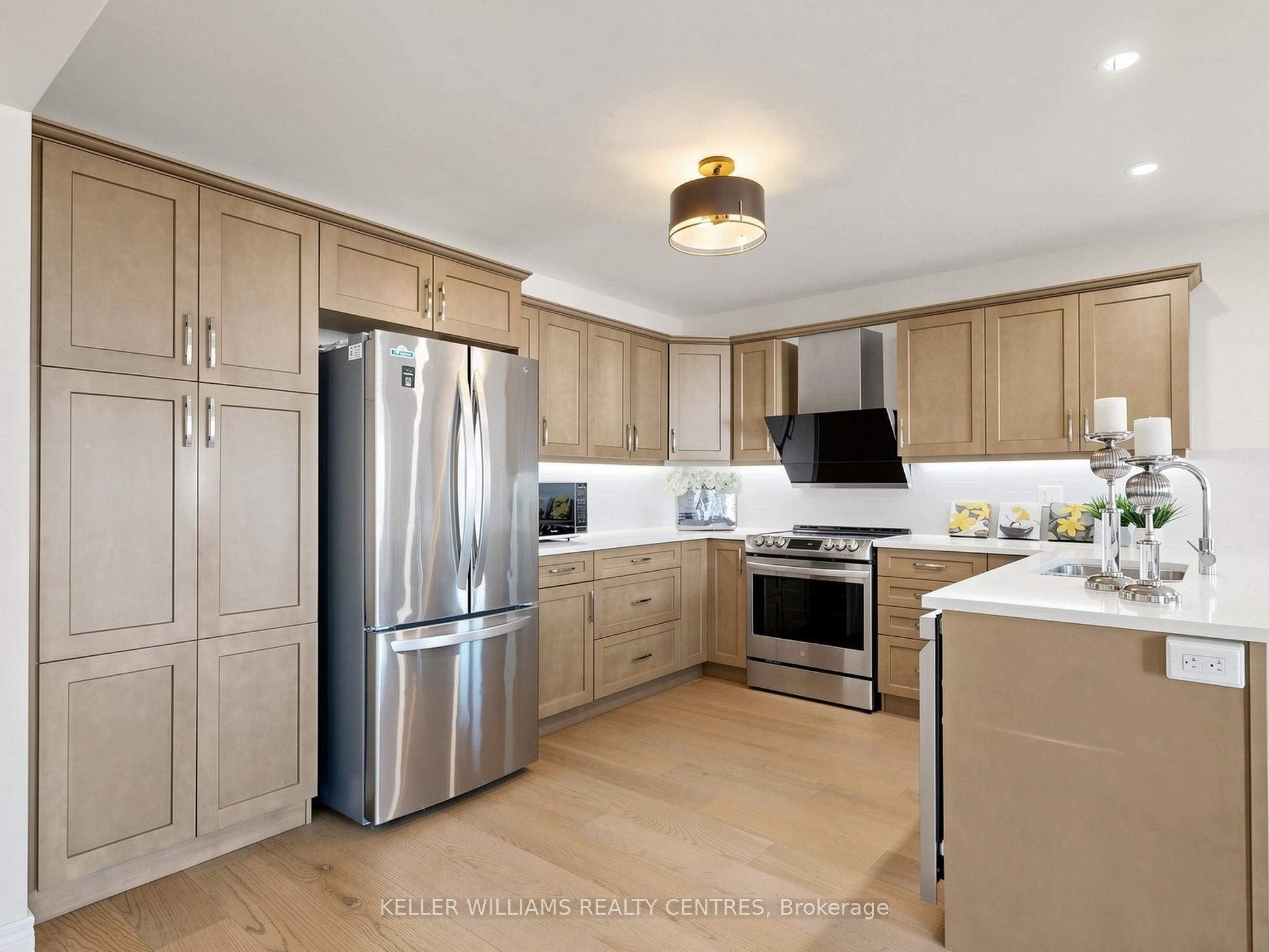 36 York Drive Property Photo 13