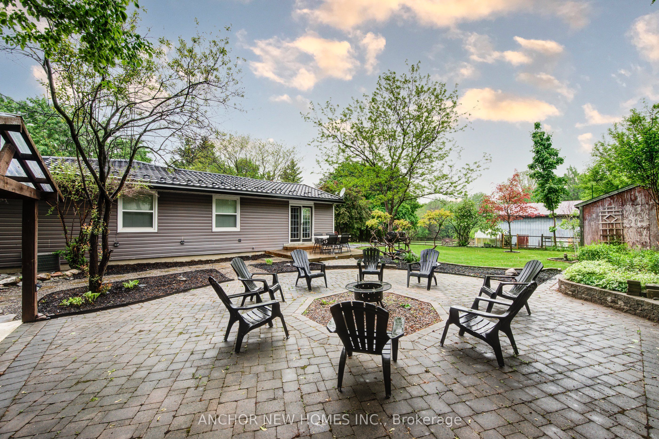 403137 Robinson Road Property Photo 41