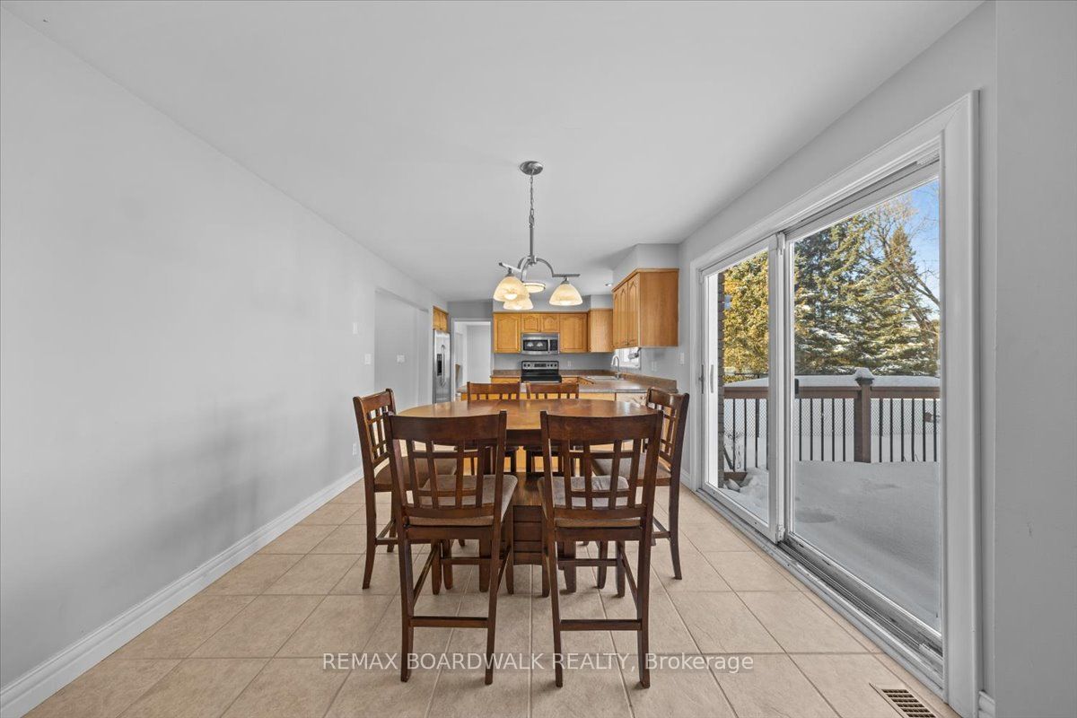 7089 Bush Drive Property Photo 14