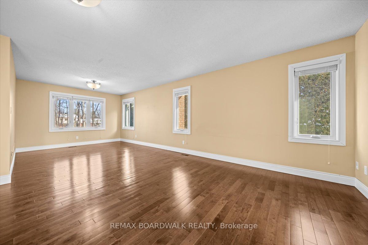 7089 Bush Drive Property Photo 25