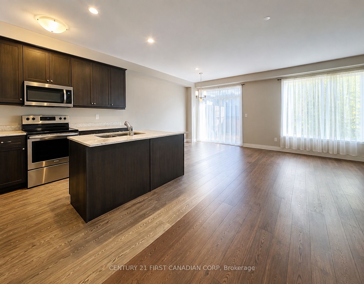 2070 Meadowgate Boulevard 72 Property Photo 3