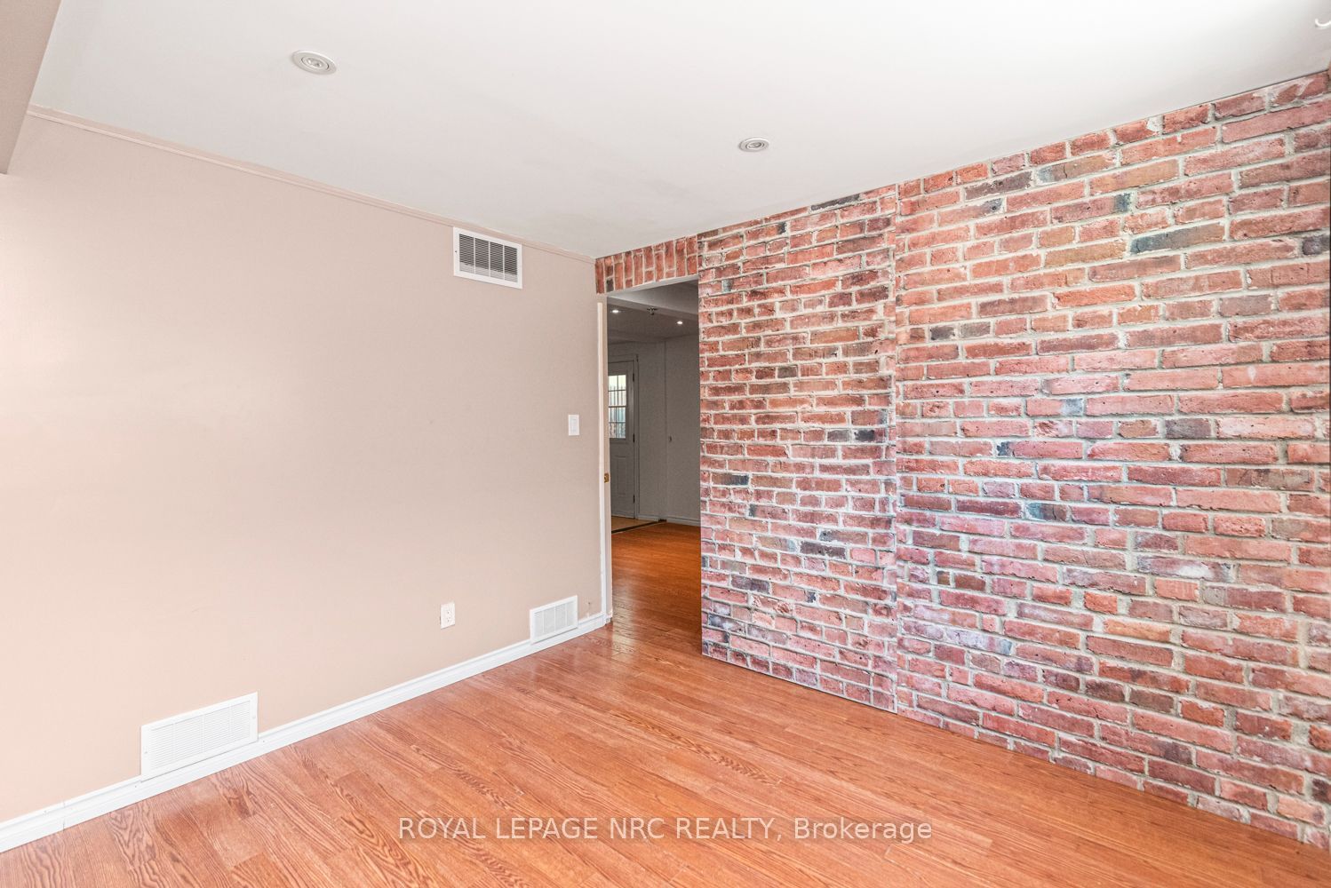 100 Mountain Avenue N Property Photo 29