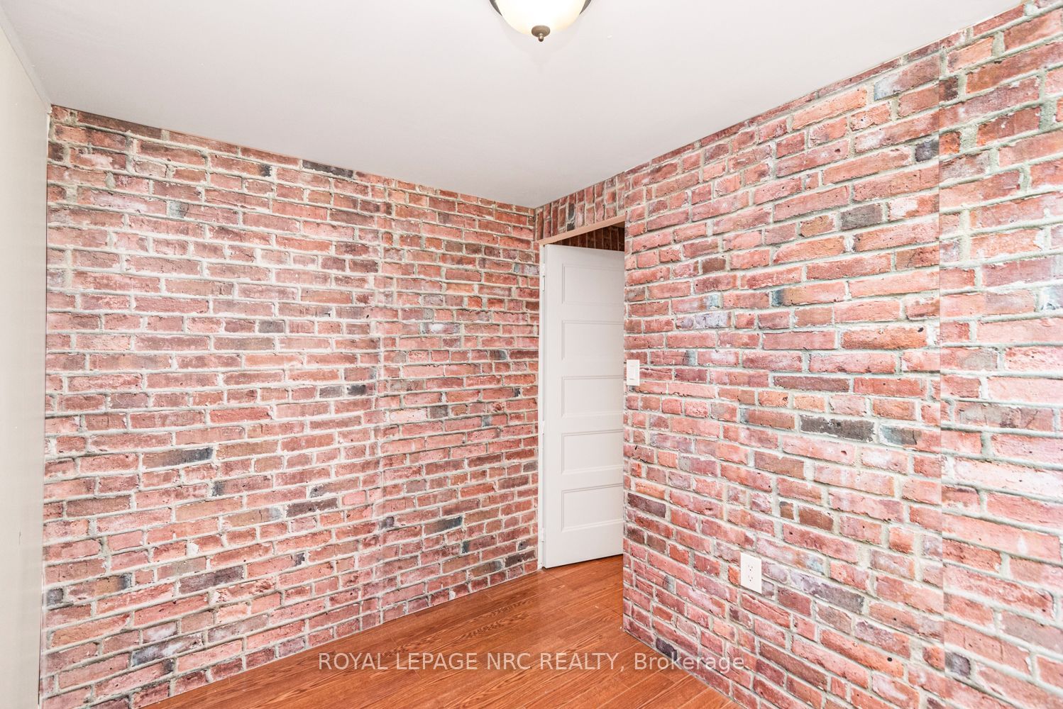 100 Mountain Avenue N Property Photo 32