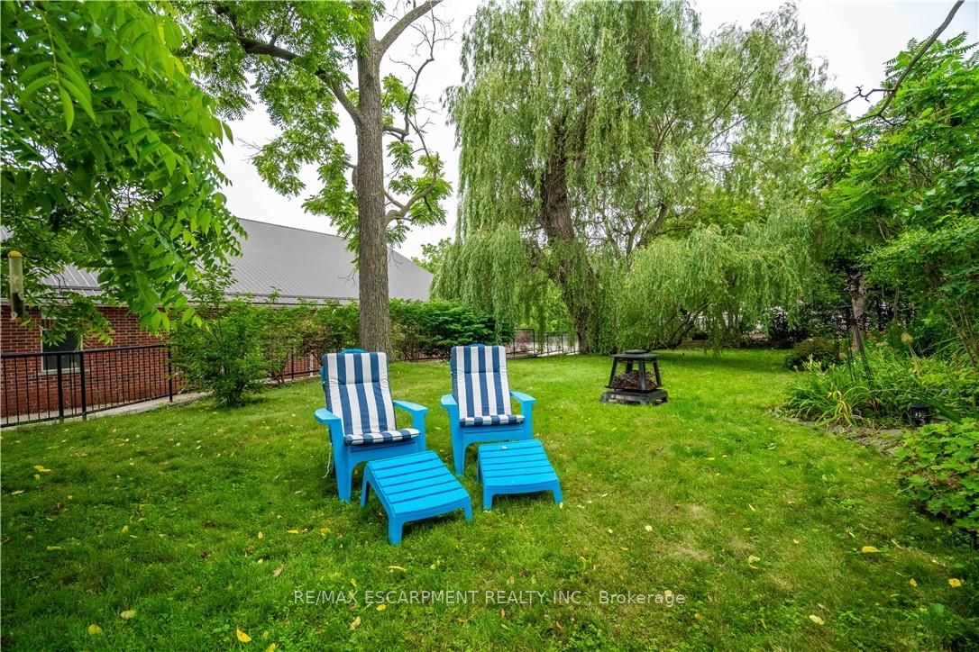 99 Argyle Street N Property Photo 45