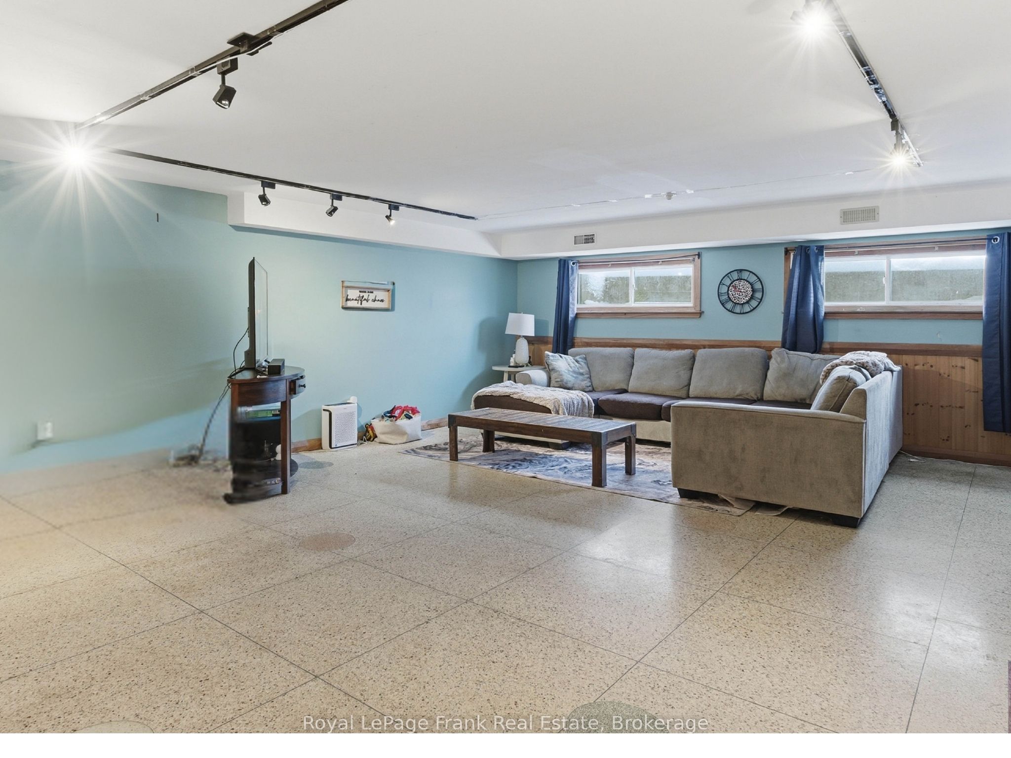 241 Bellevue Drive Property Photo 19