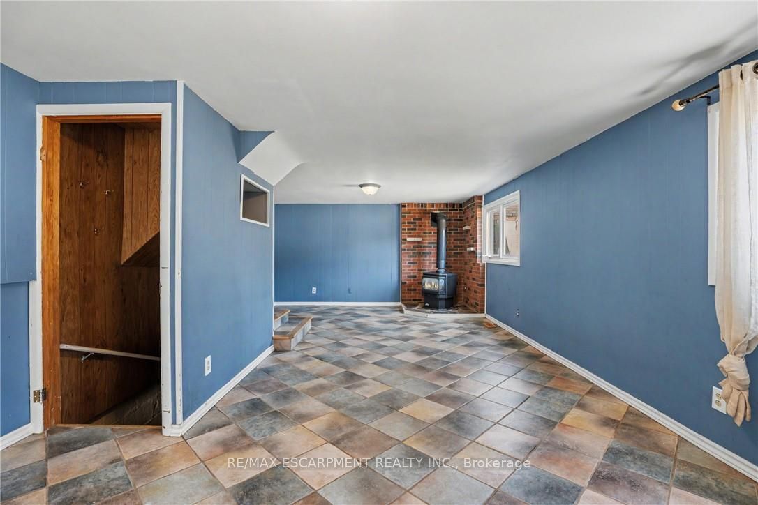 485 Cochrane Road Property Photo 14
