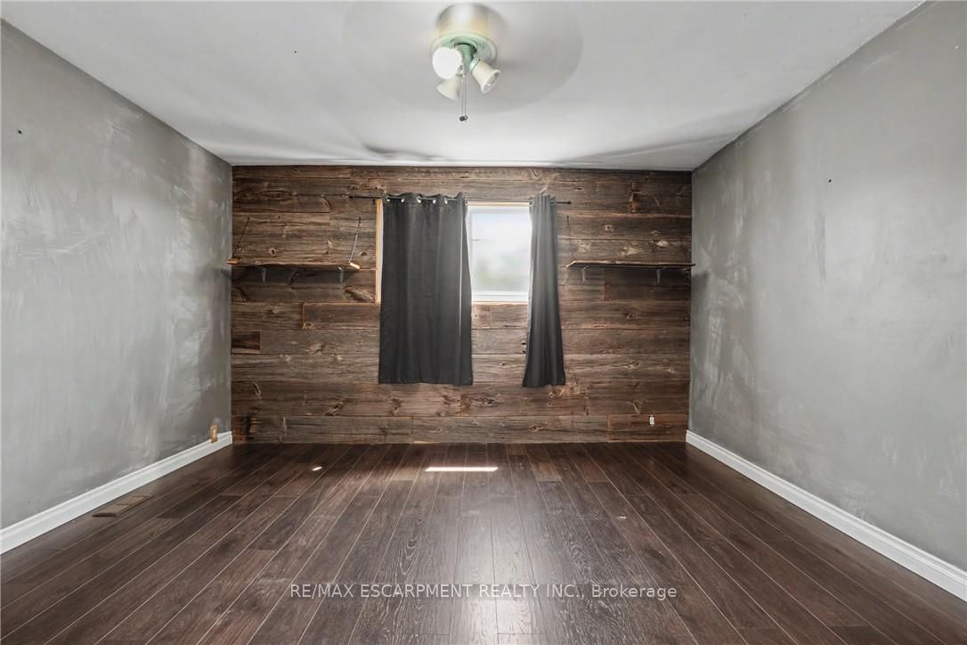 485 Cochrane Road Property Photo 16