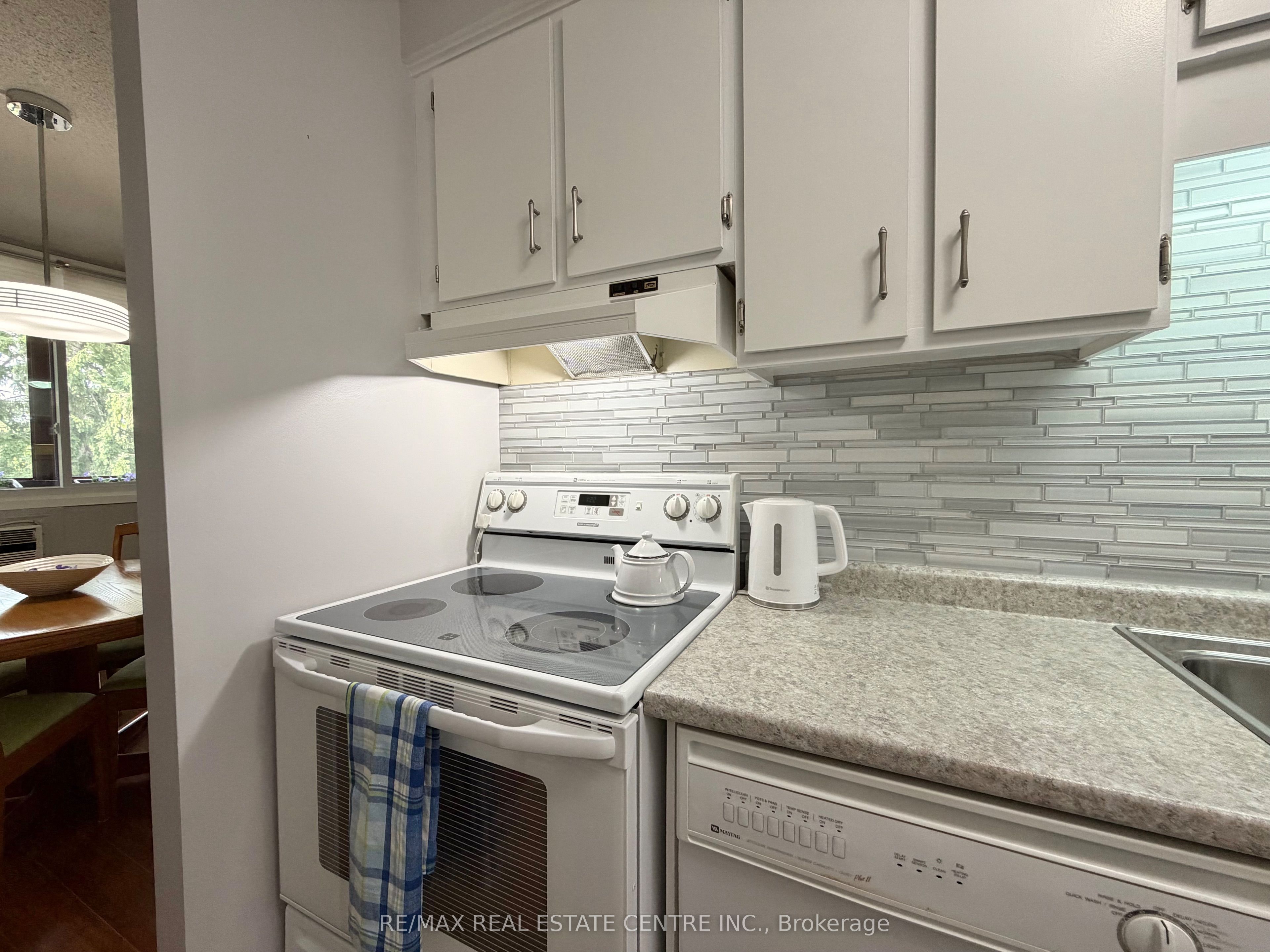 944 Caledonian View 301 Property Photo 13