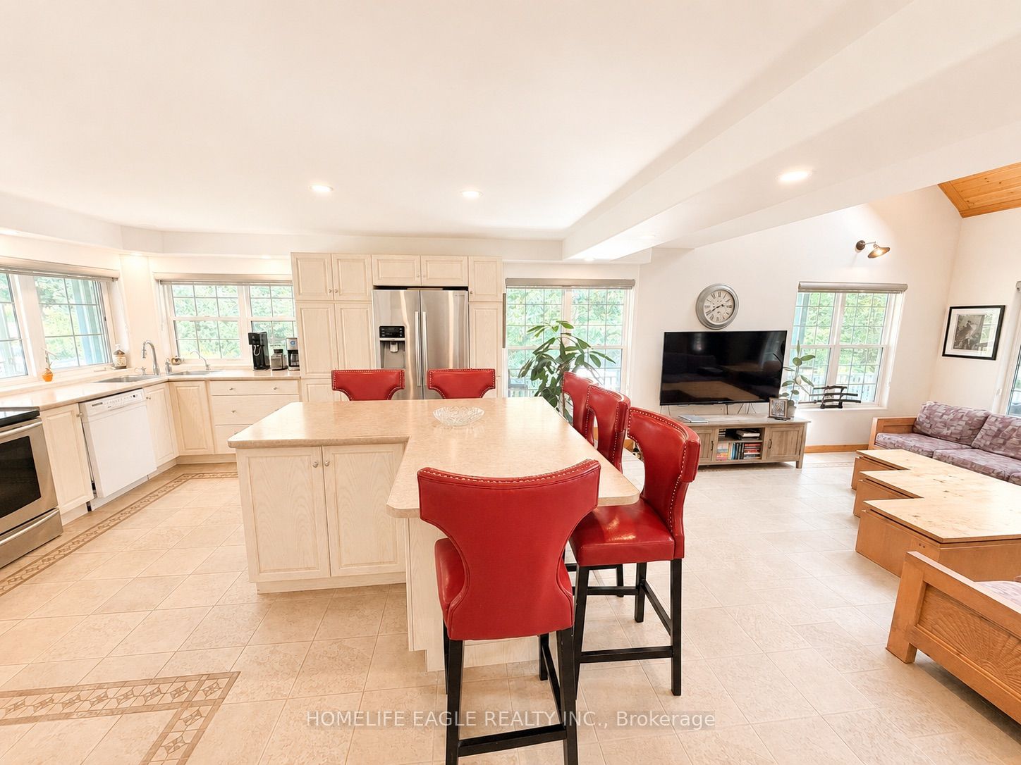 3 Northshore Drive Property Photo 15