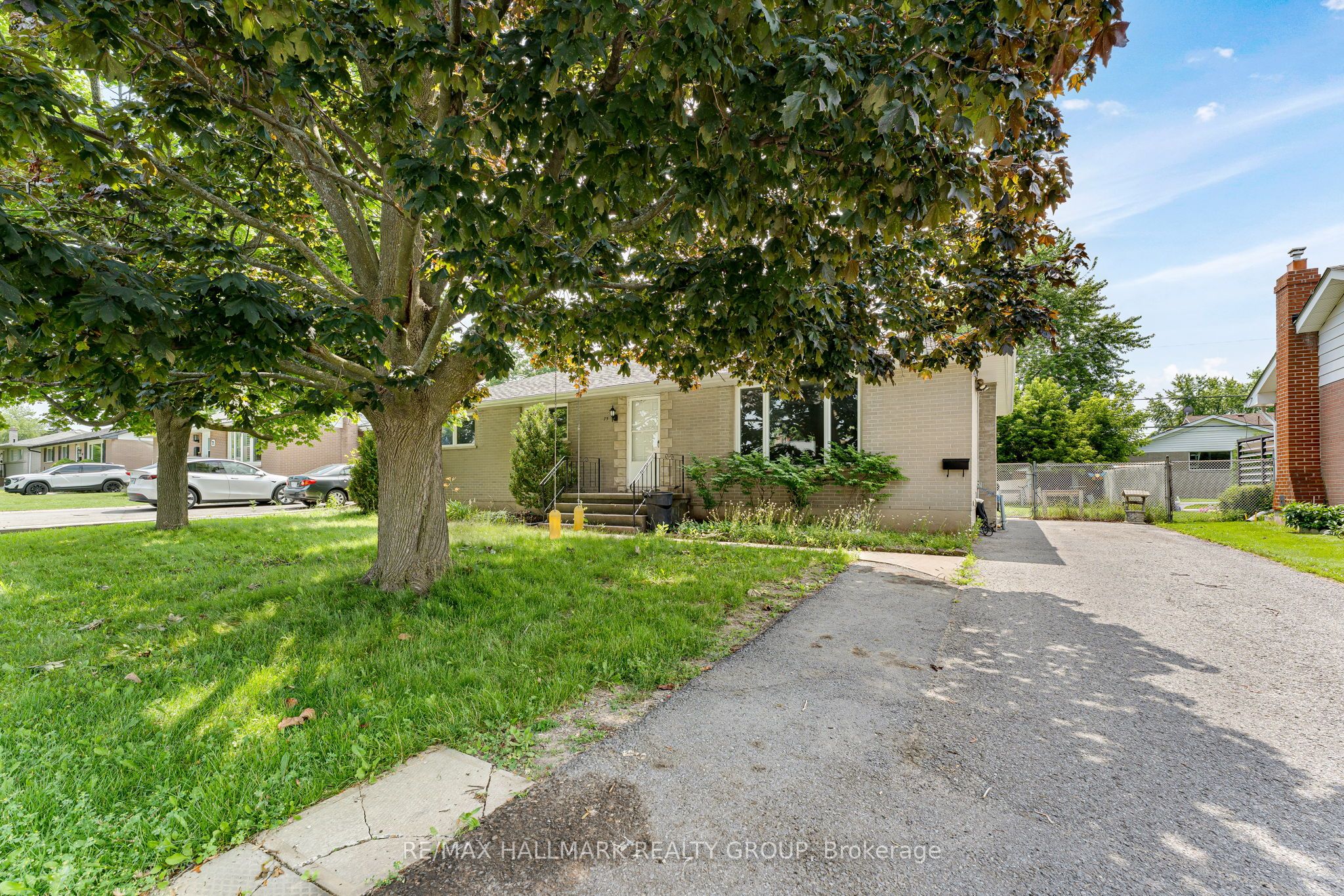 75 Briscoe Street Property Photo 1
