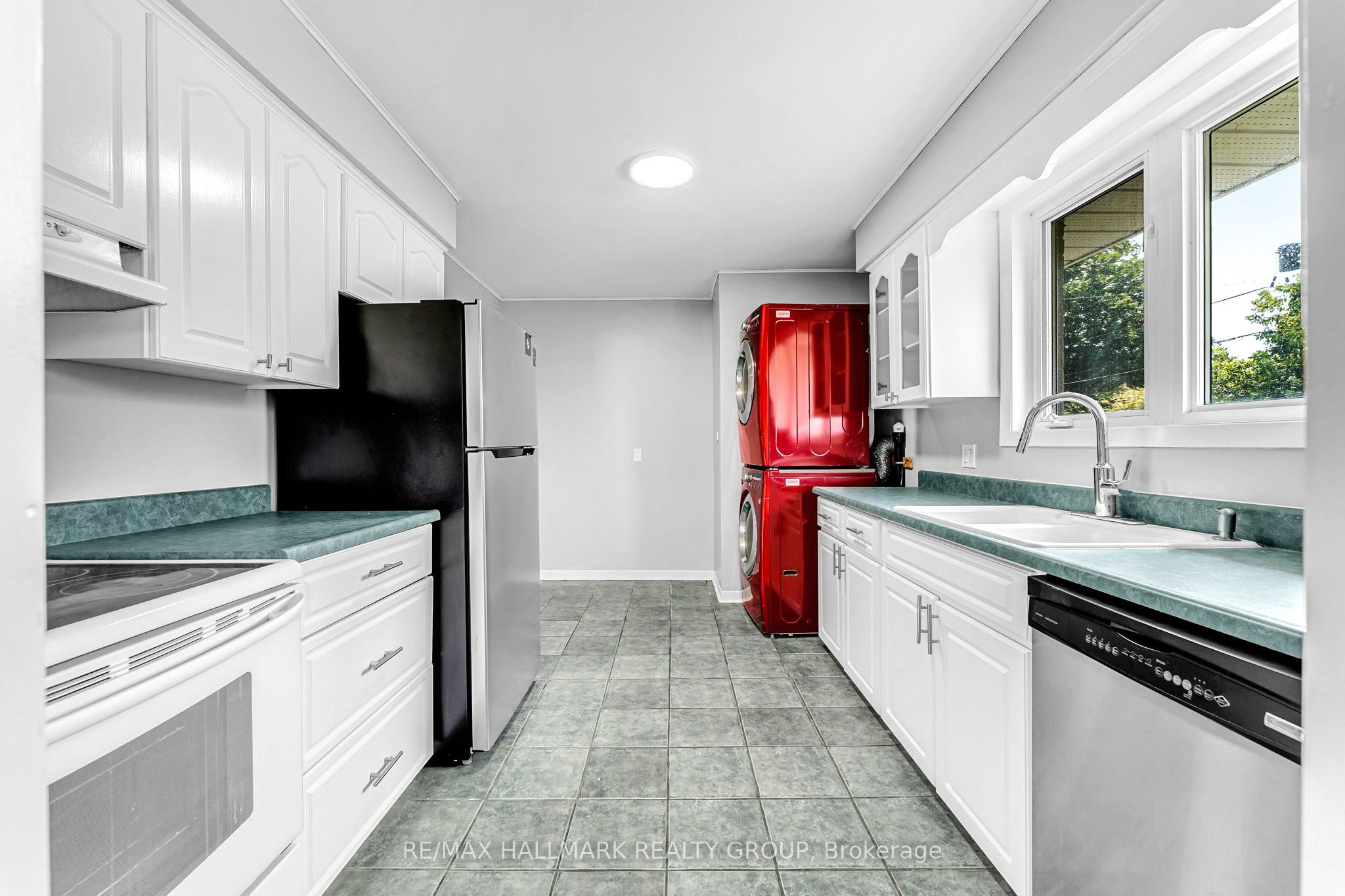 75 Briscoe Street Property Photo 10