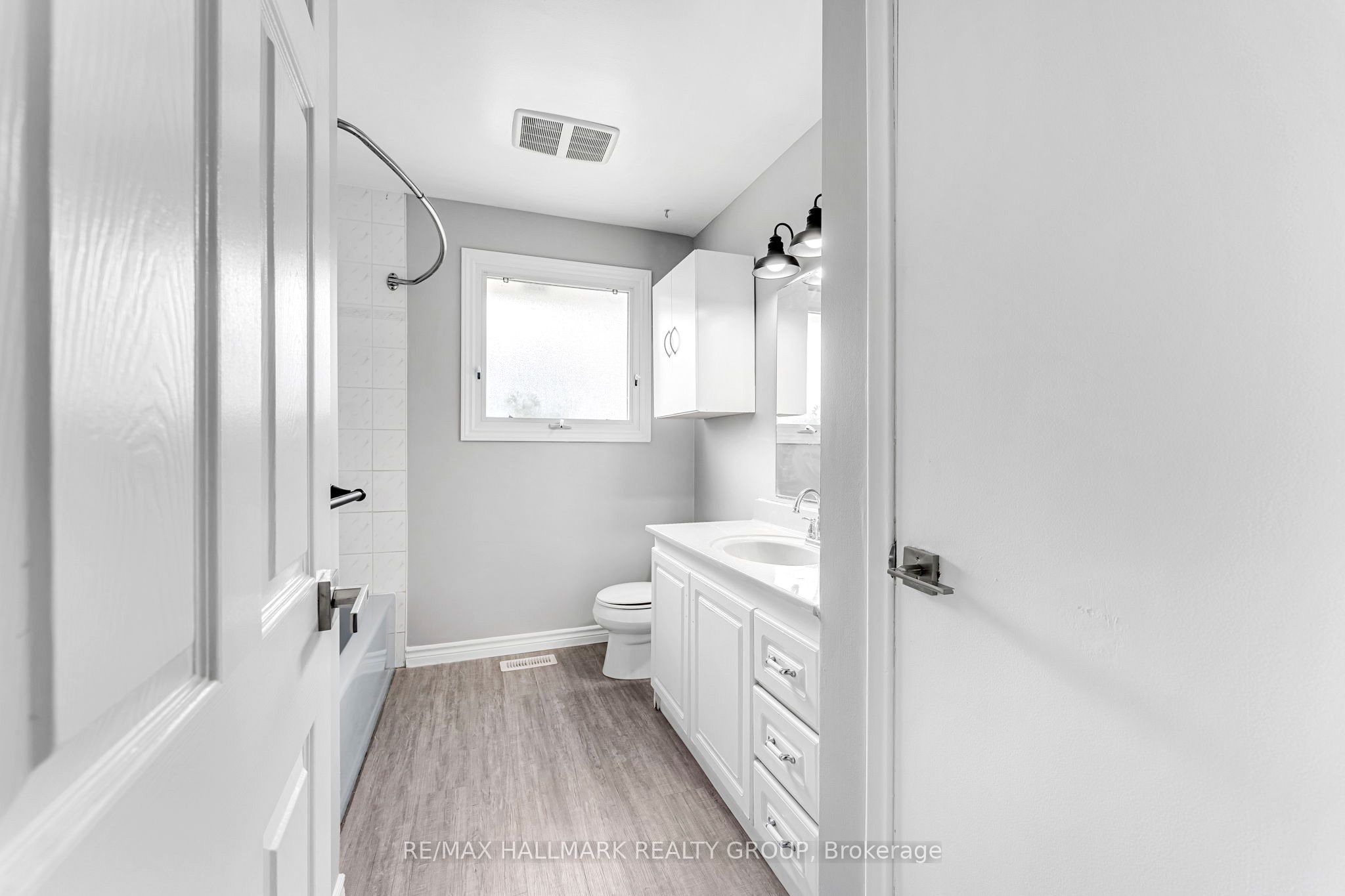 75 Briscoe Street Property Photo 14