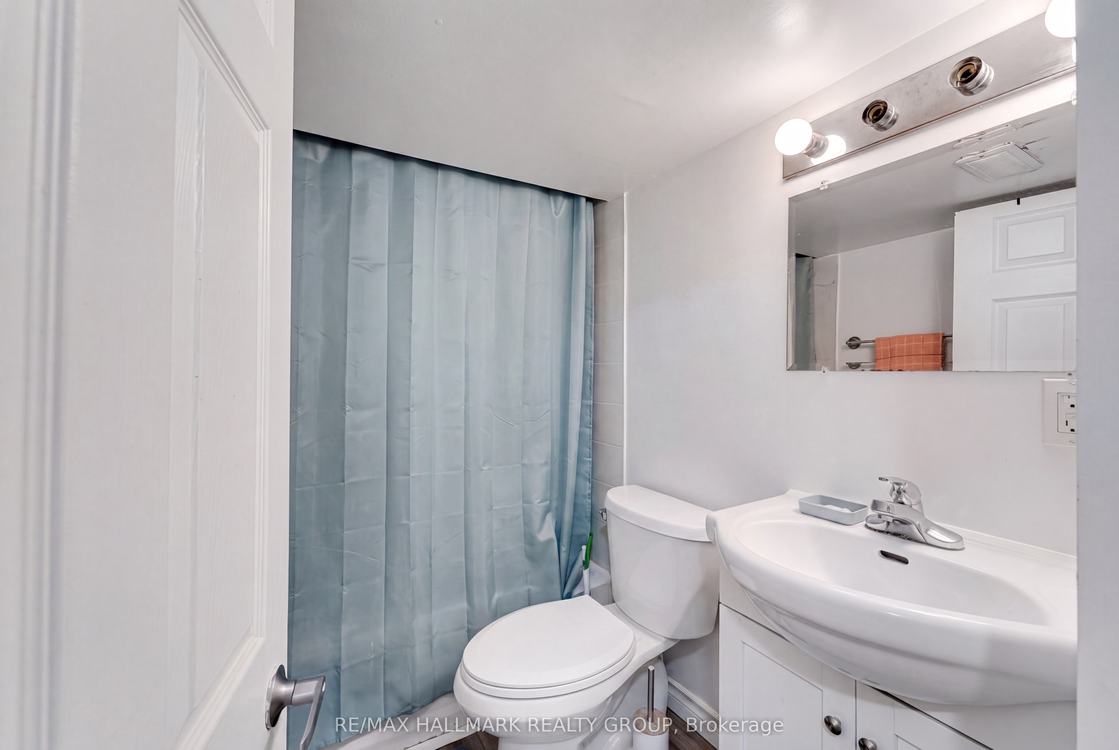 75 Briscoe Street Property Photo 33