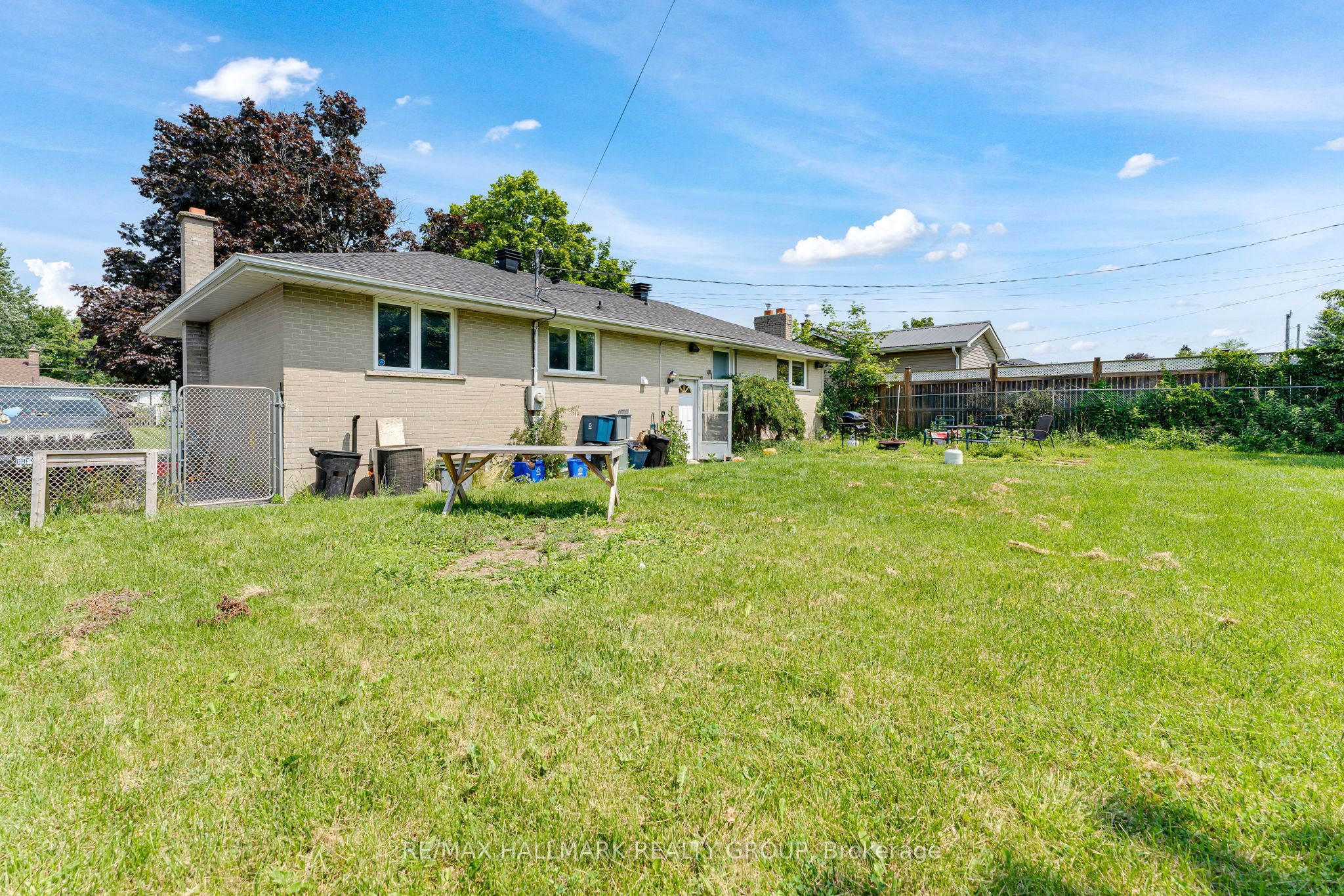 75 Briscoe Street Property Photo 35