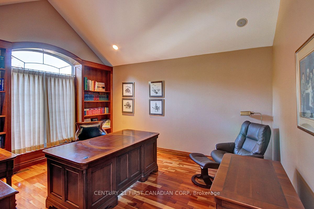 581 Plane Tree Drive Property Photo 26