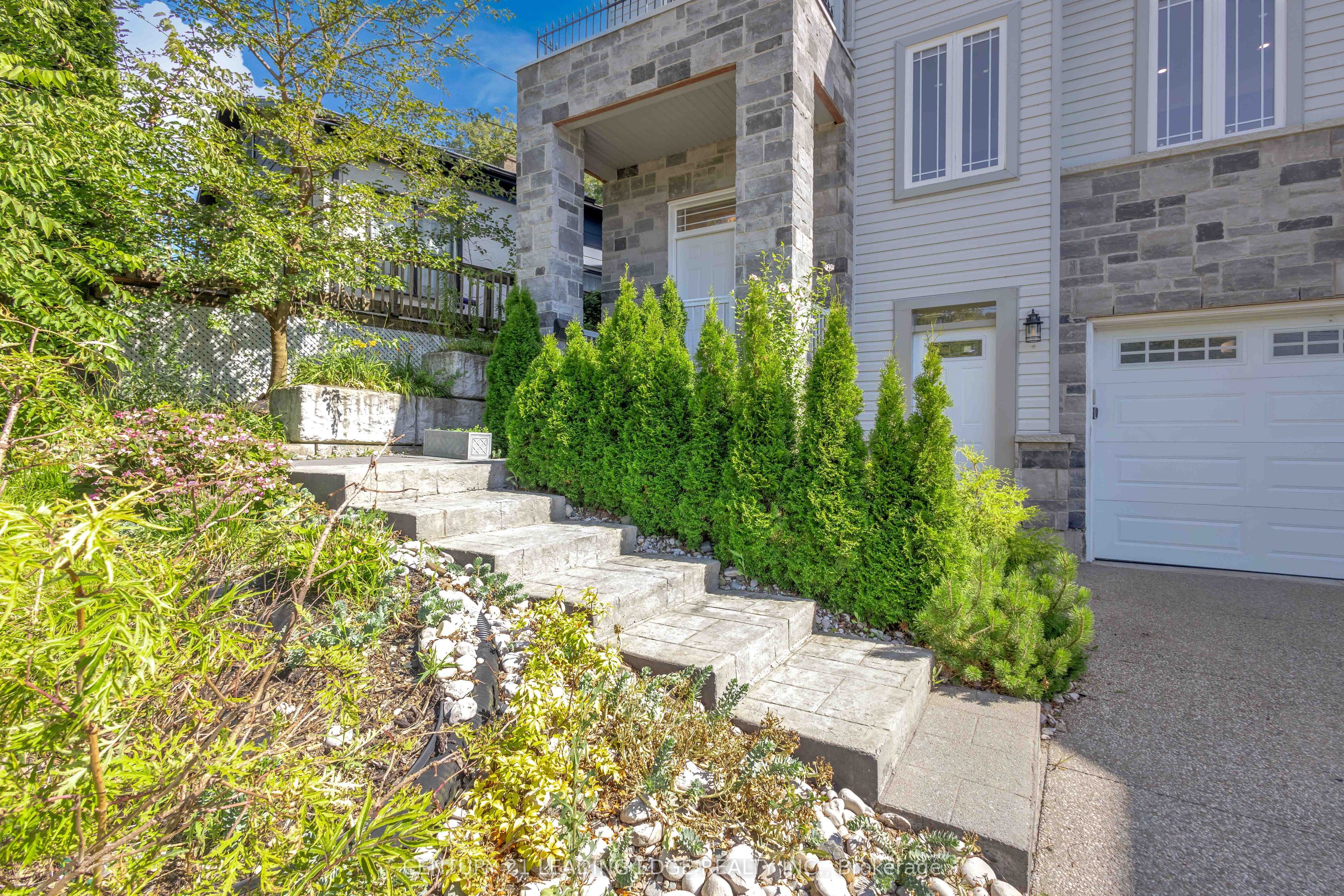 67 Bradley Street Property Photo 4