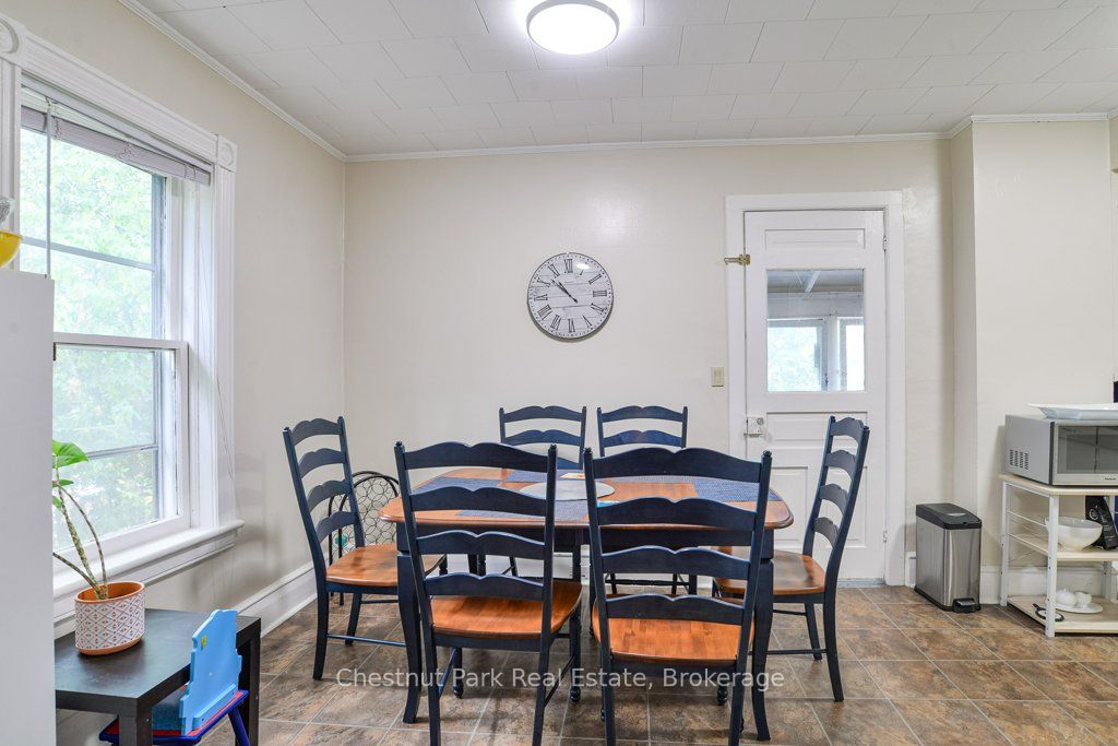 128 James Street Property Photo 3