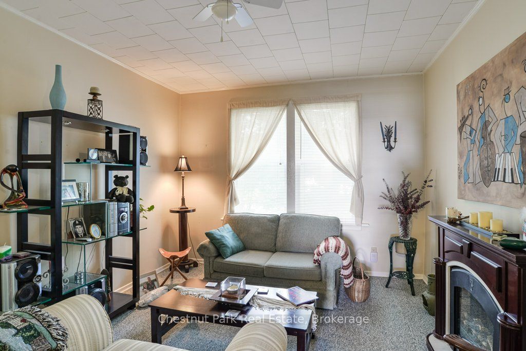 128 James Street Property Photo 11