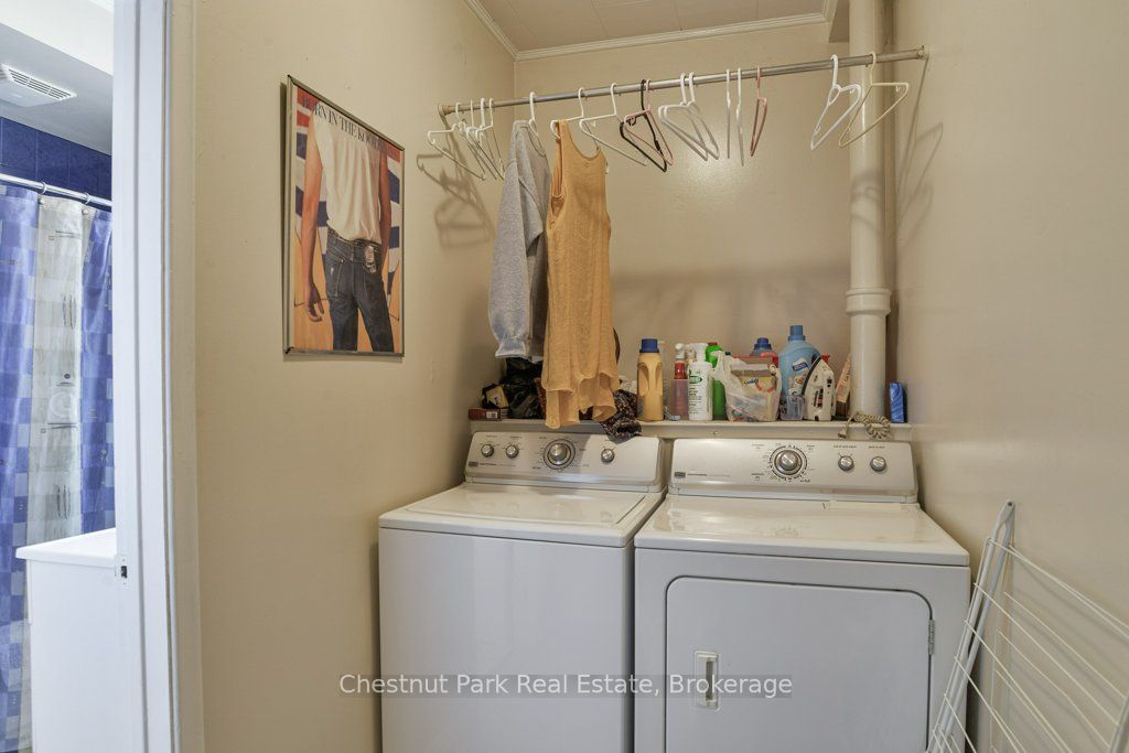 128 James Street Property Photo 17