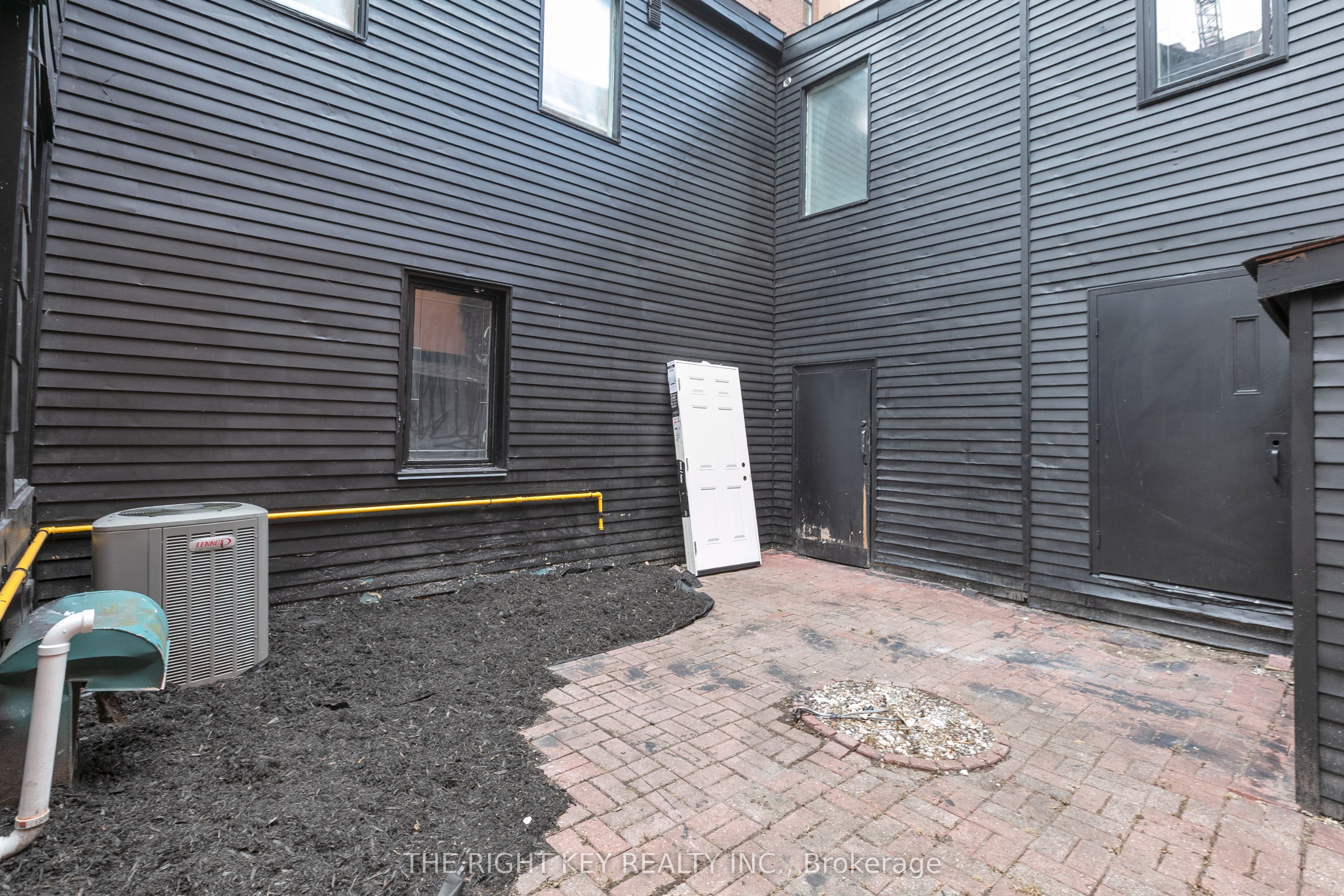 127 York Street Property Photo 23
