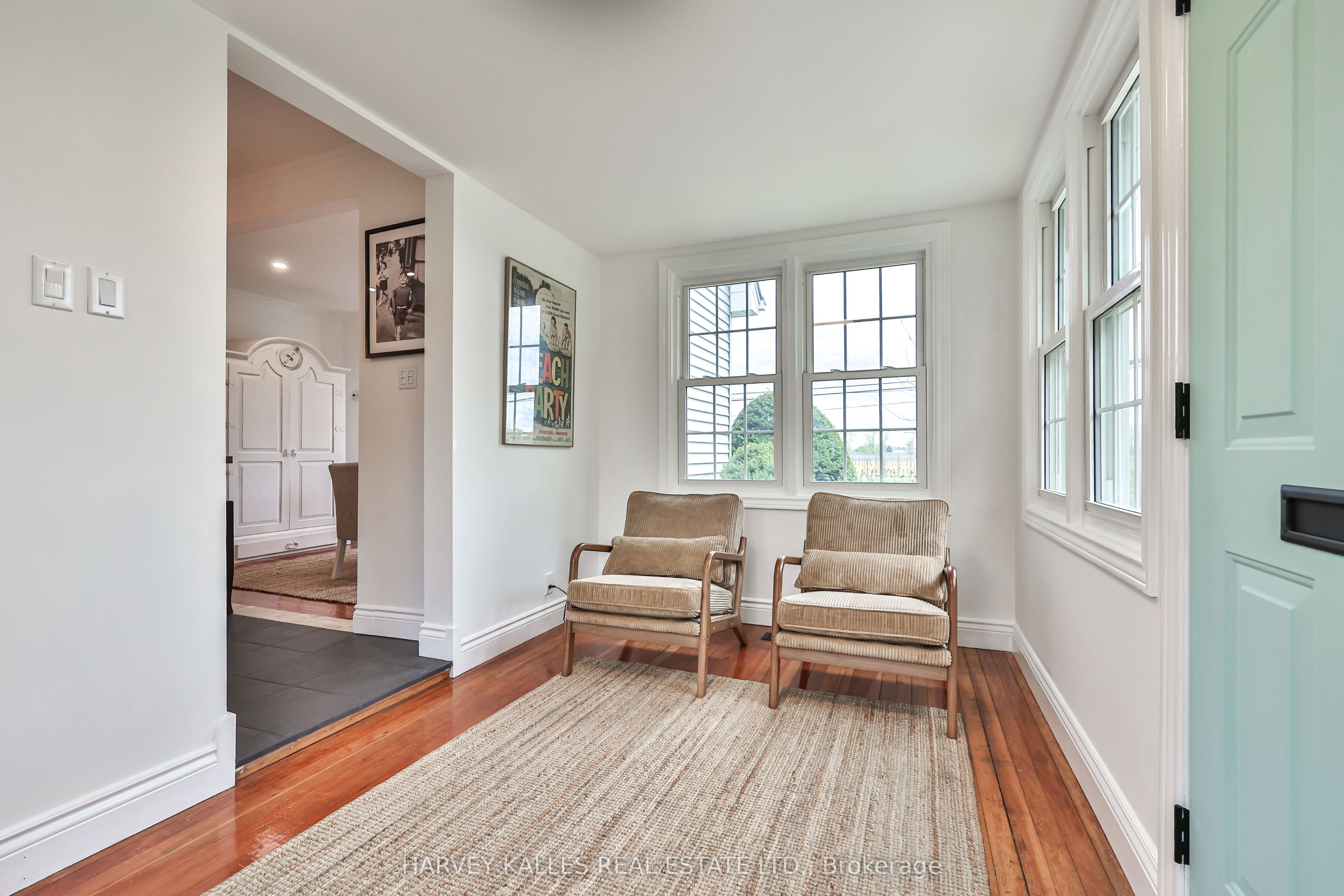 179 Niagara Street Property Photo 4