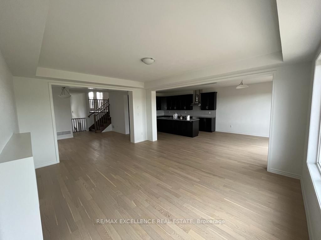 146 Forestwalk Street Property Photo 5
