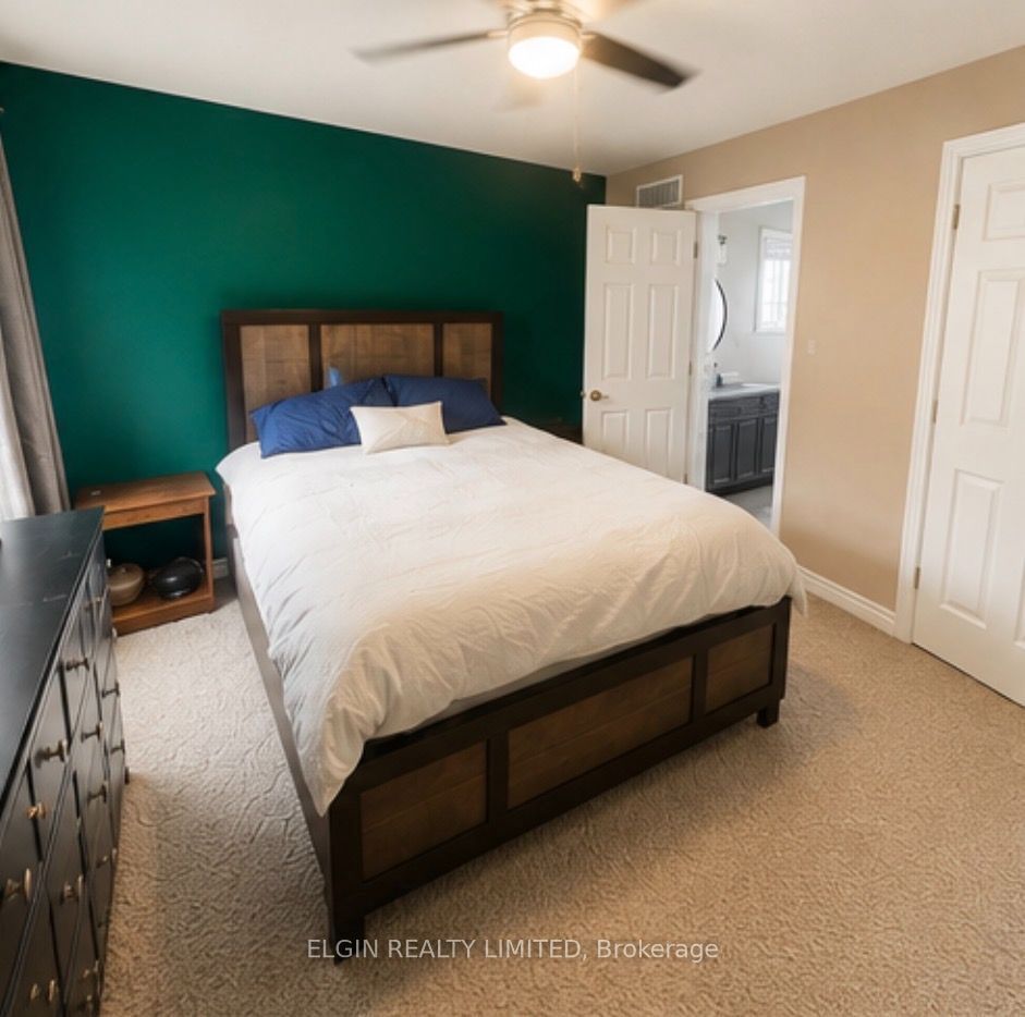 42022 Mcbain Line Property Photo 8