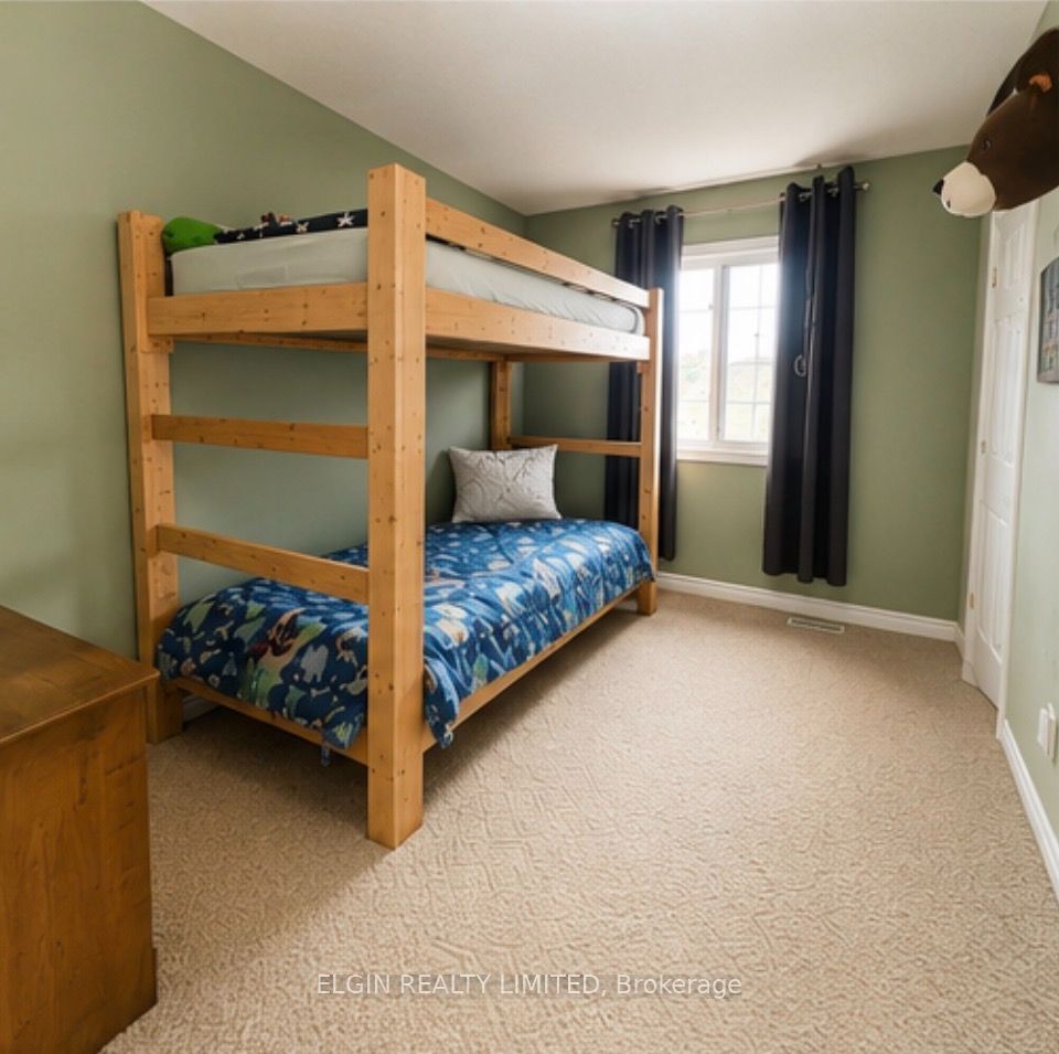 42022 Mcbain Line Property Photo 11