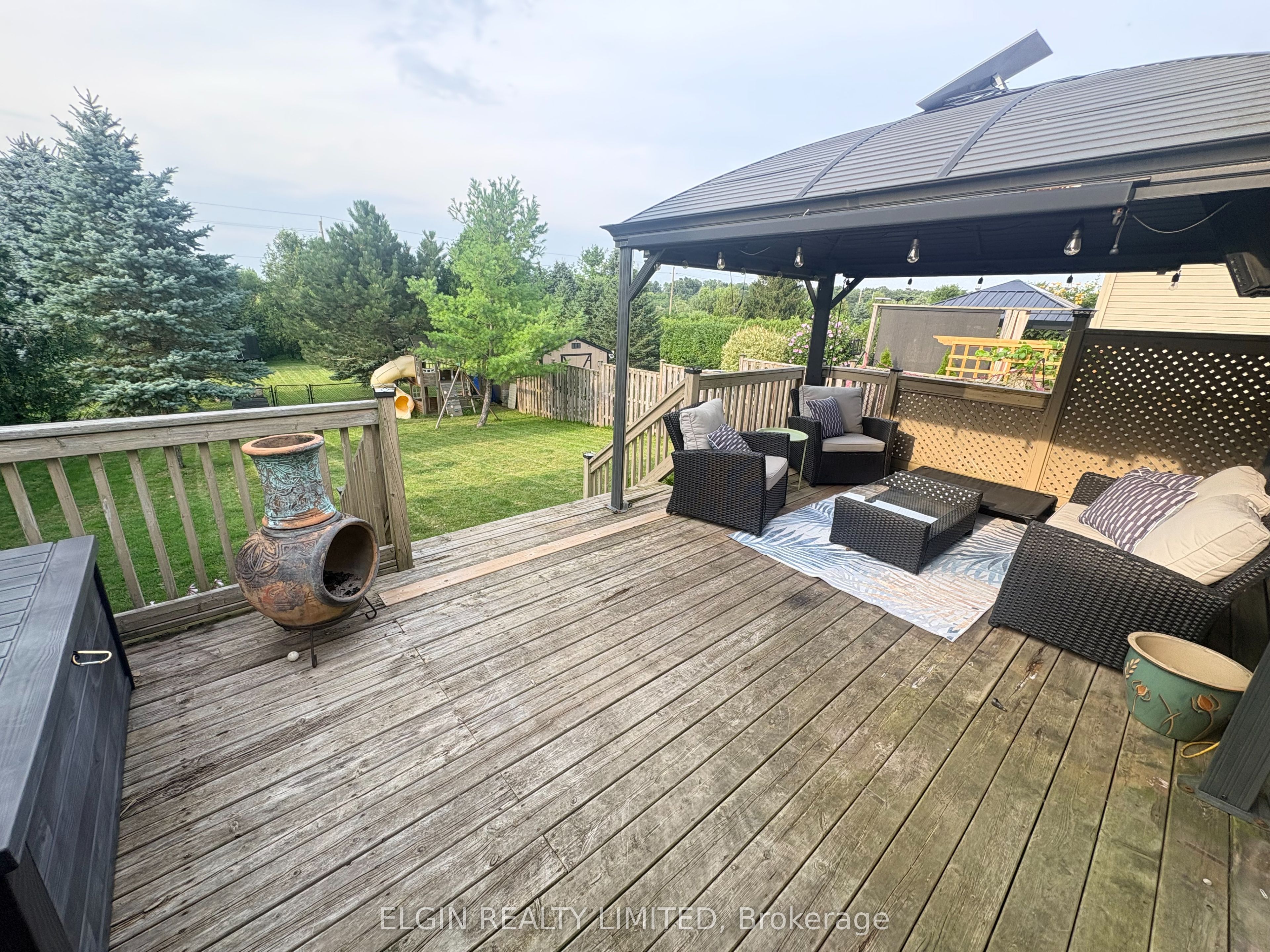 42022 Mcbain Line Property Photo 13