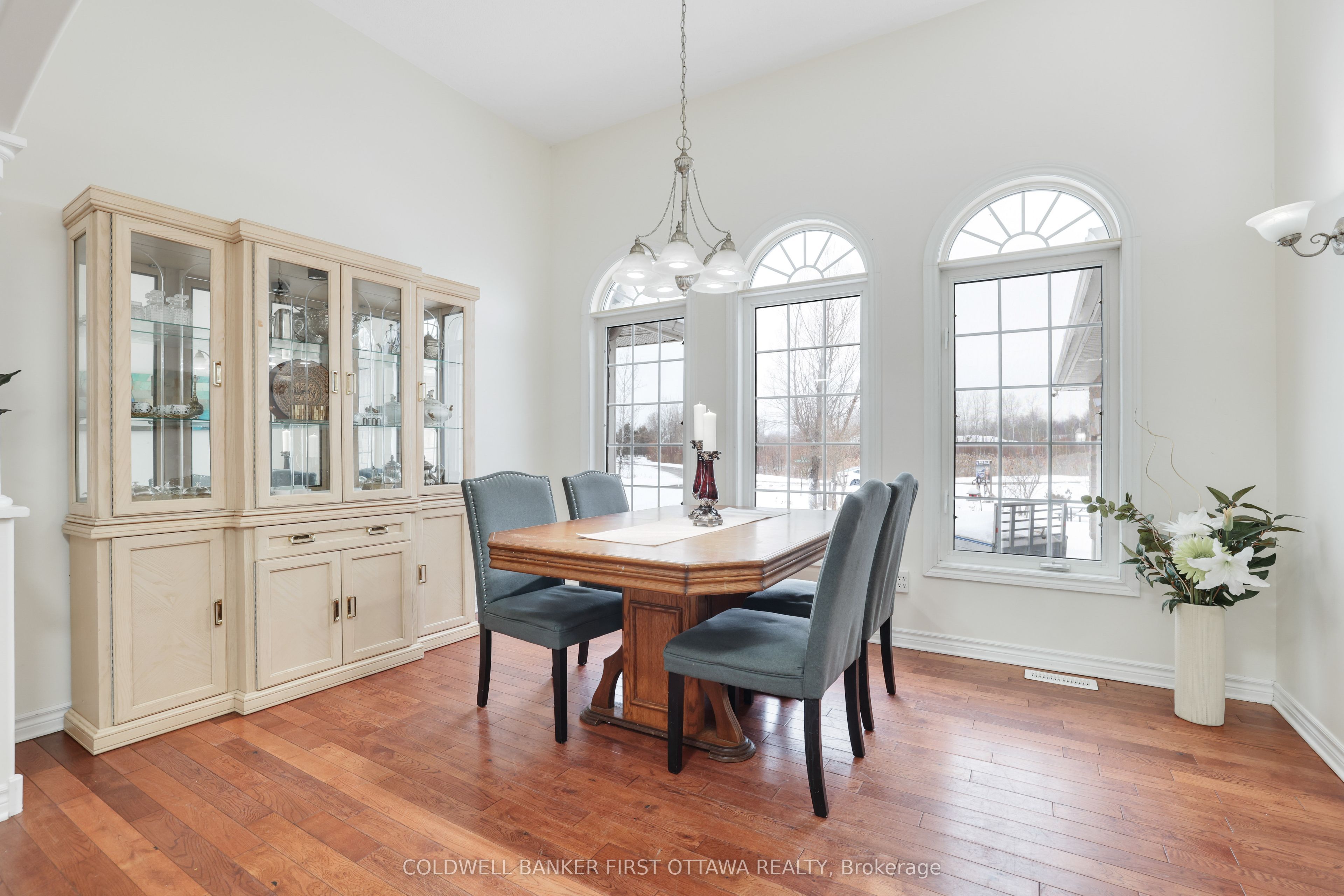 11 Rideau Crossing Crescent Property Photo 14