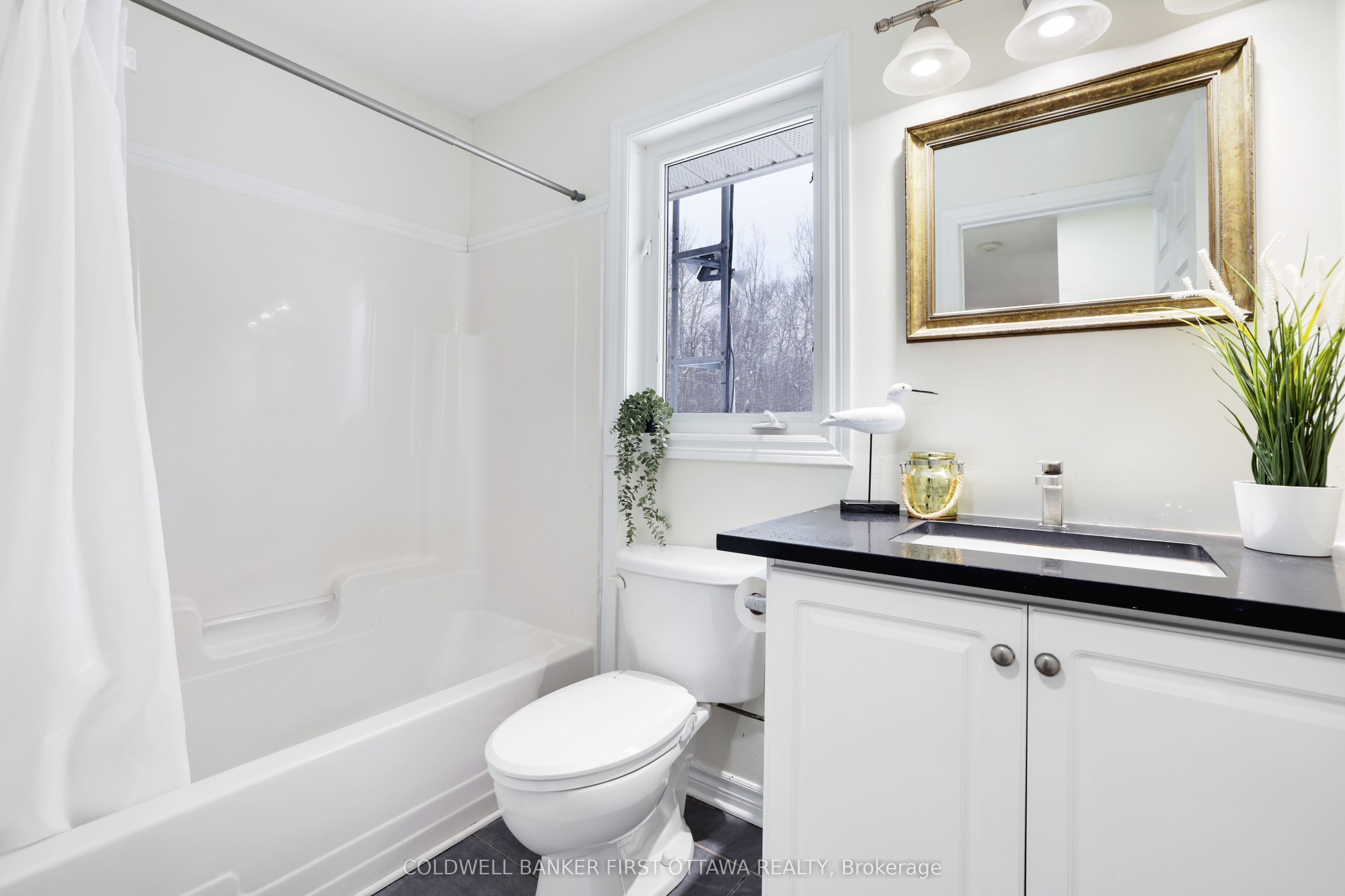 11 Rideau Crossing Crescent Property Photo 24