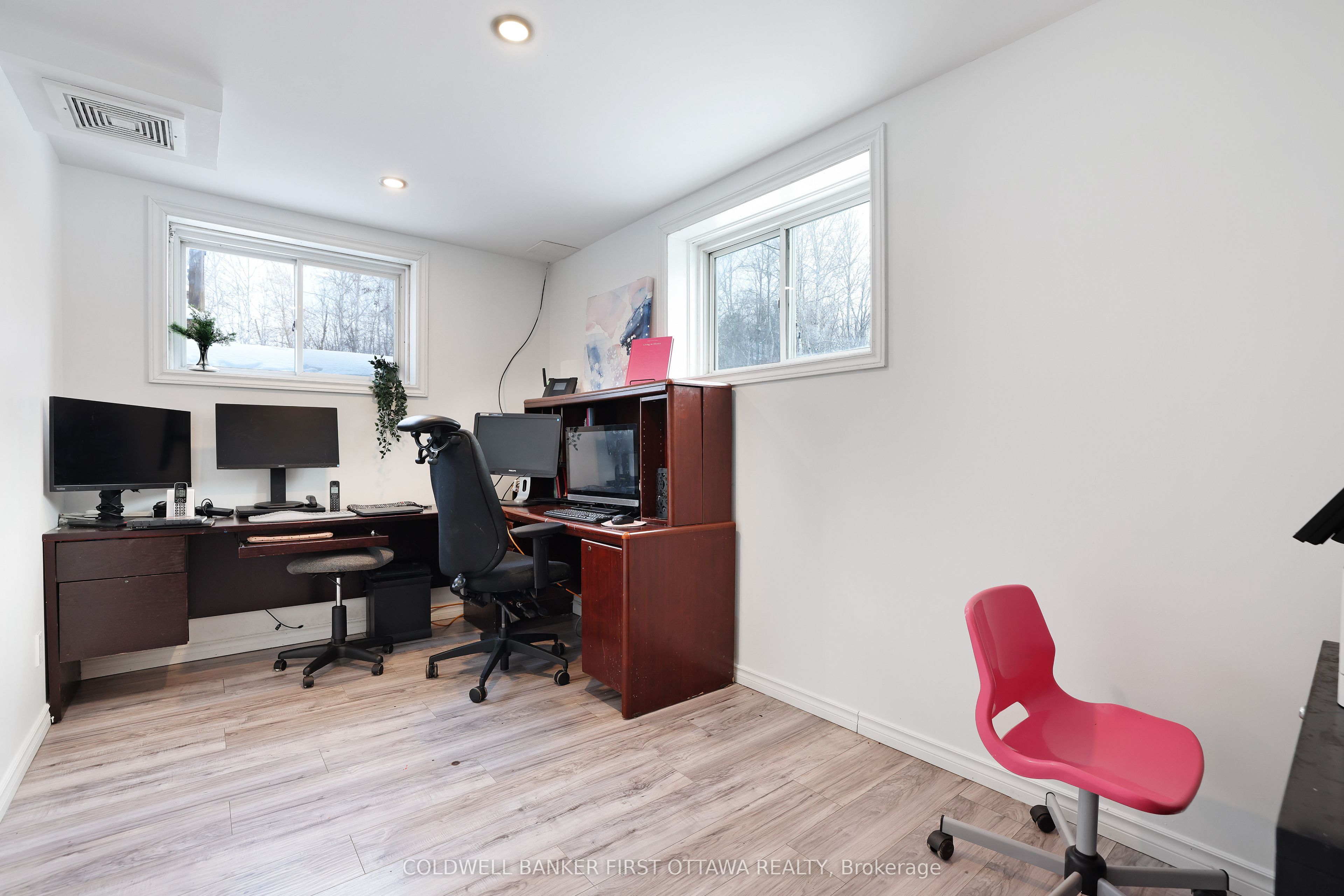 11 Rideau Crossing Crescent Property Photo 33