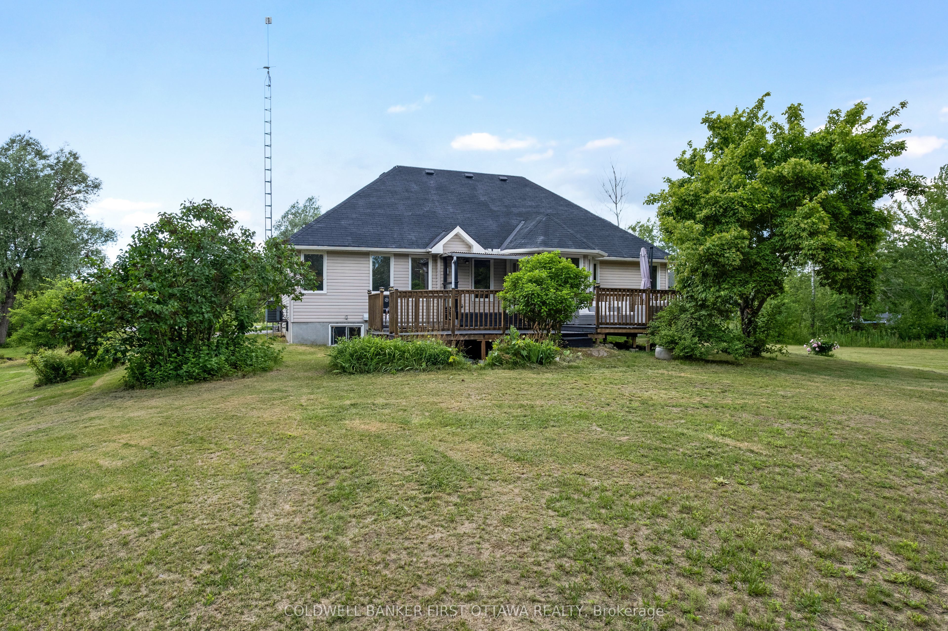 11 Rideau Crossing Crescent Property Photo 37