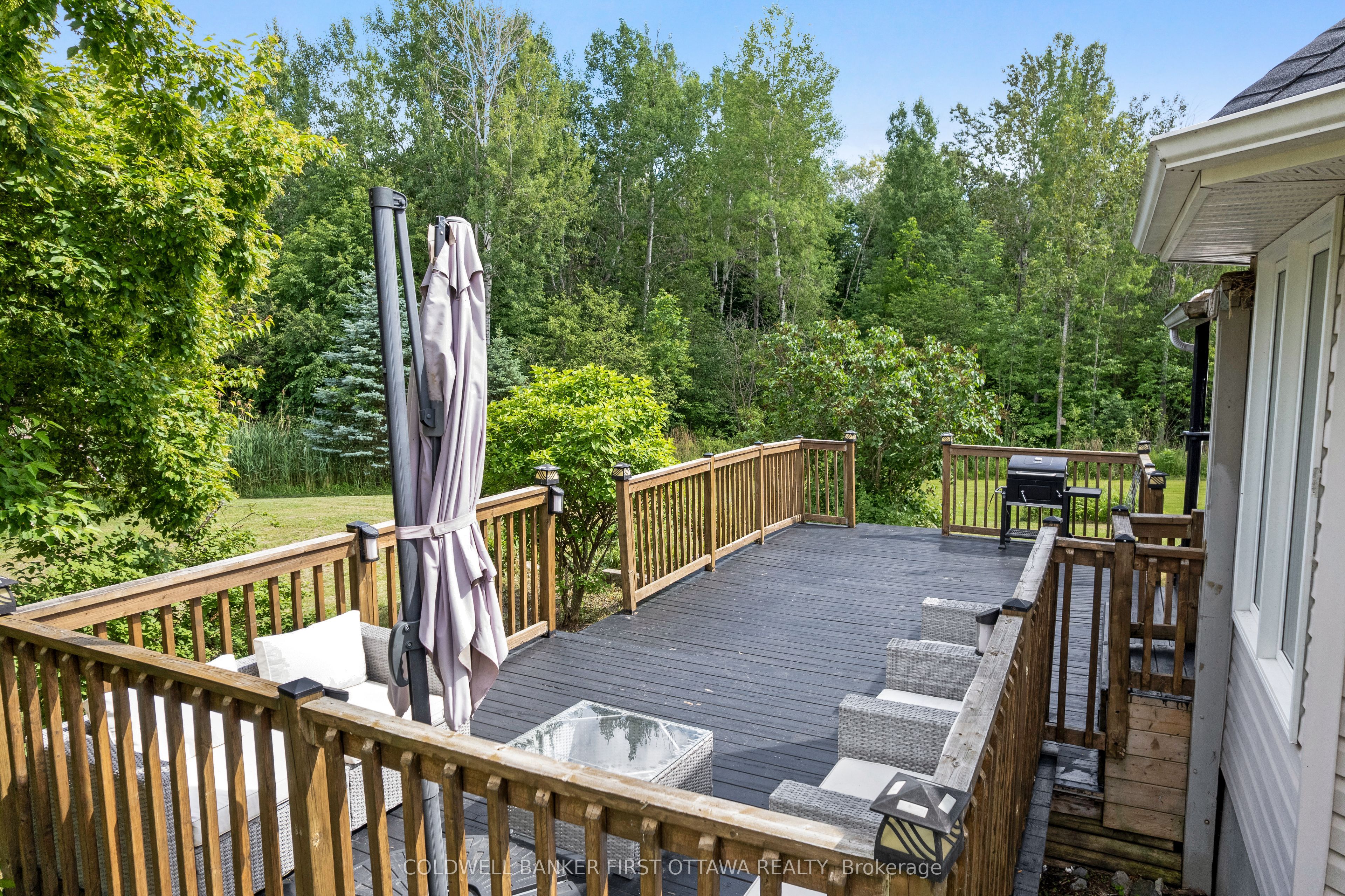 11 Rideau Crossing Crescent Property Photo 43